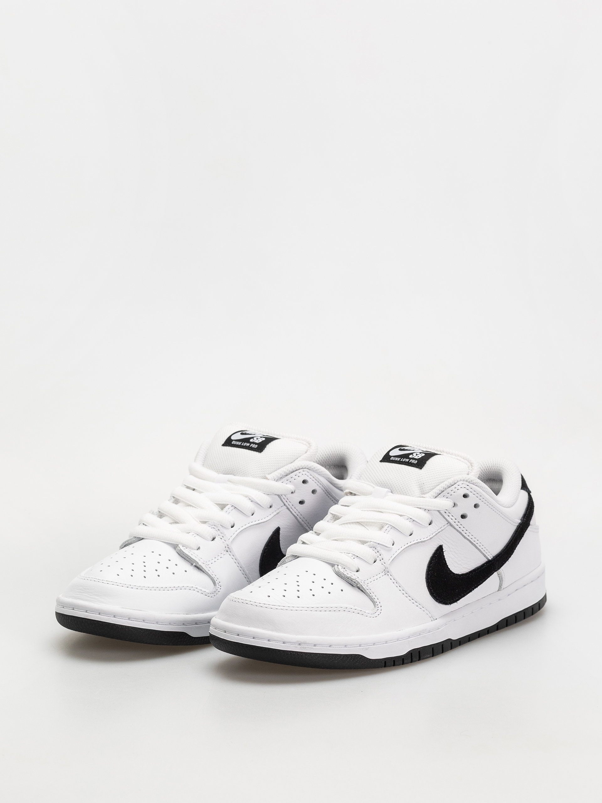 Обувки Nike SB Dunk Low Pro (white/black white black)