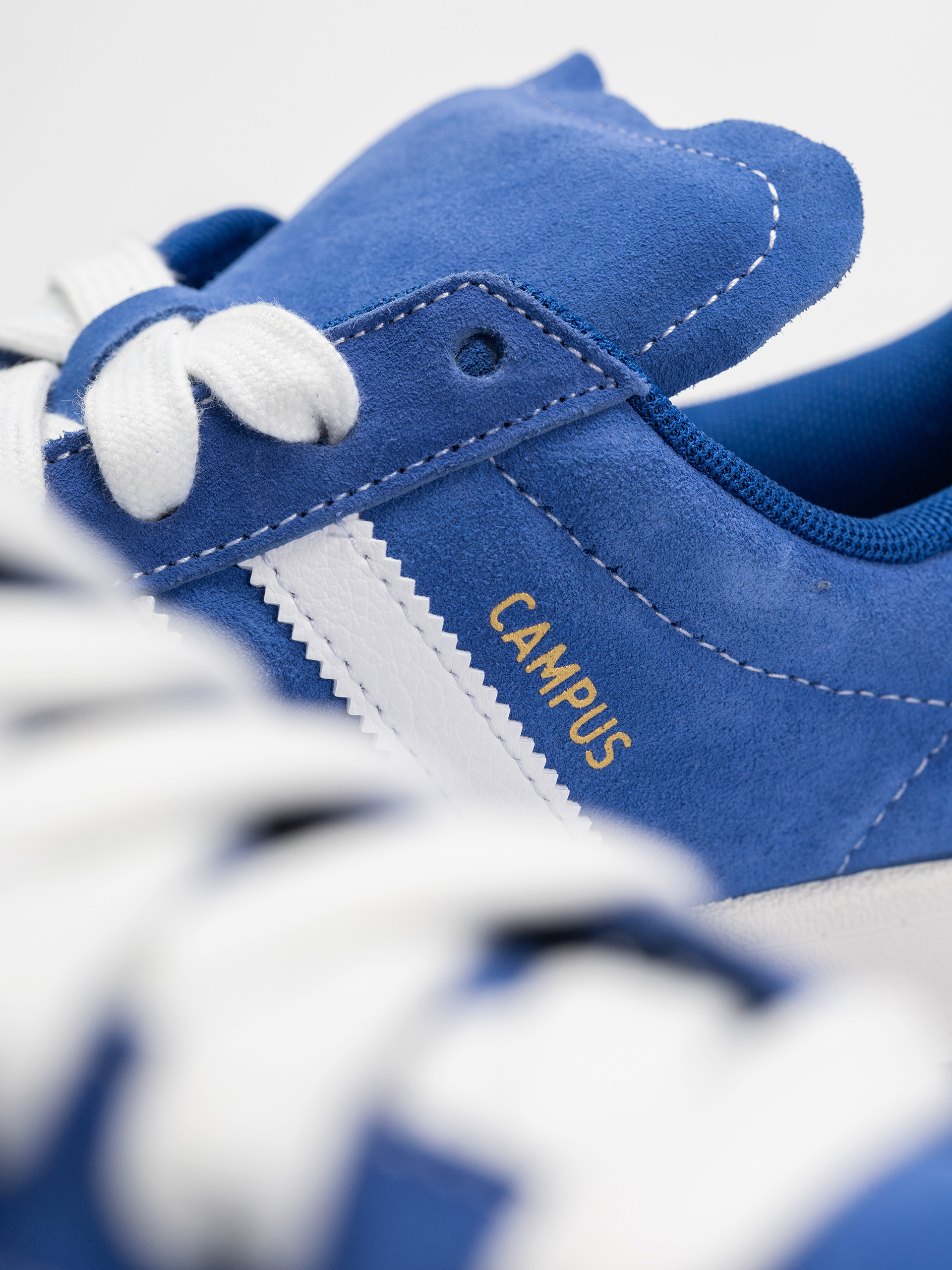 Обувки adidas Campus Adv (royblu/ftwwht/goldmt)