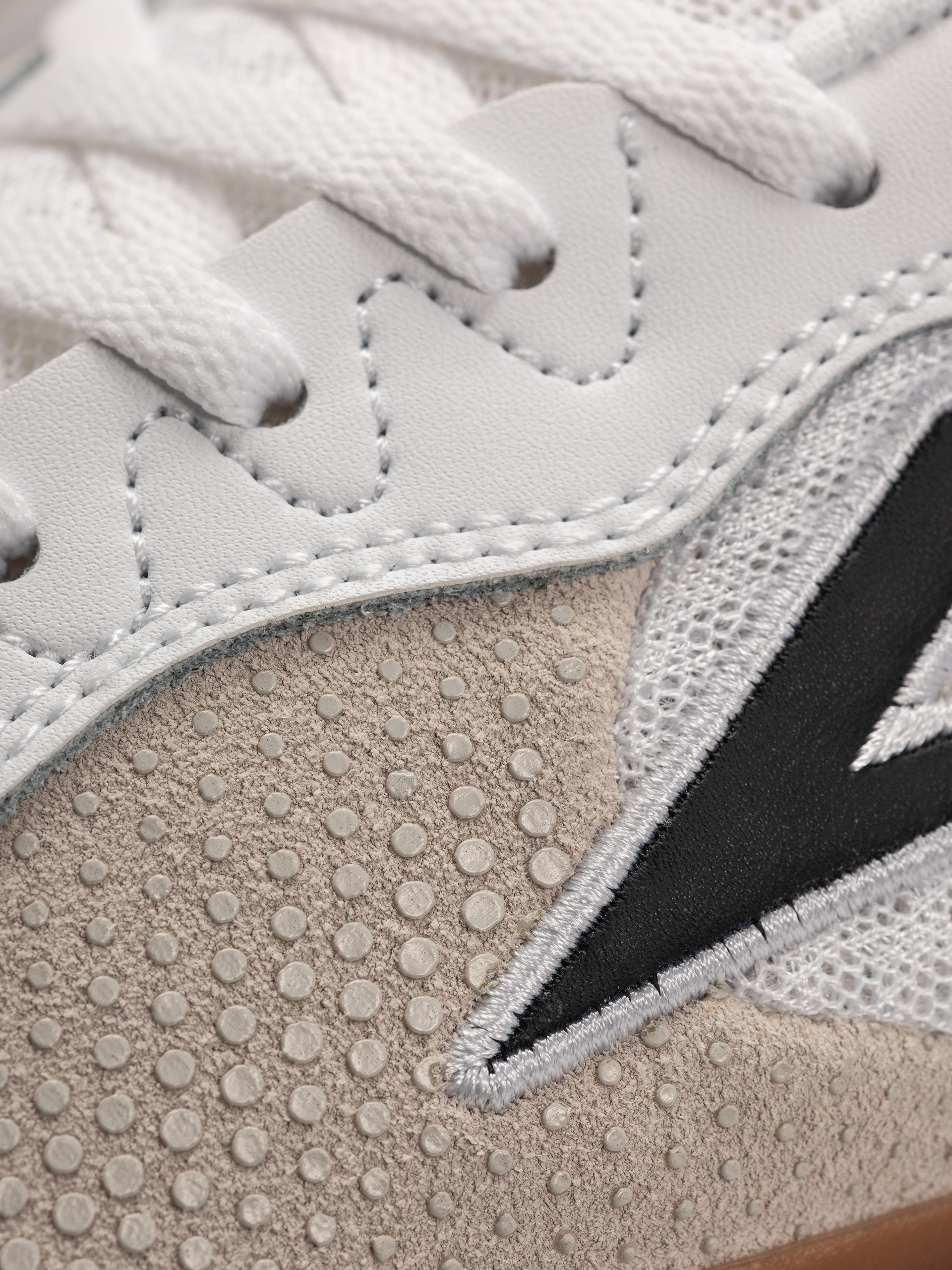 Обувки Lakai Essex (white/gum/leather)