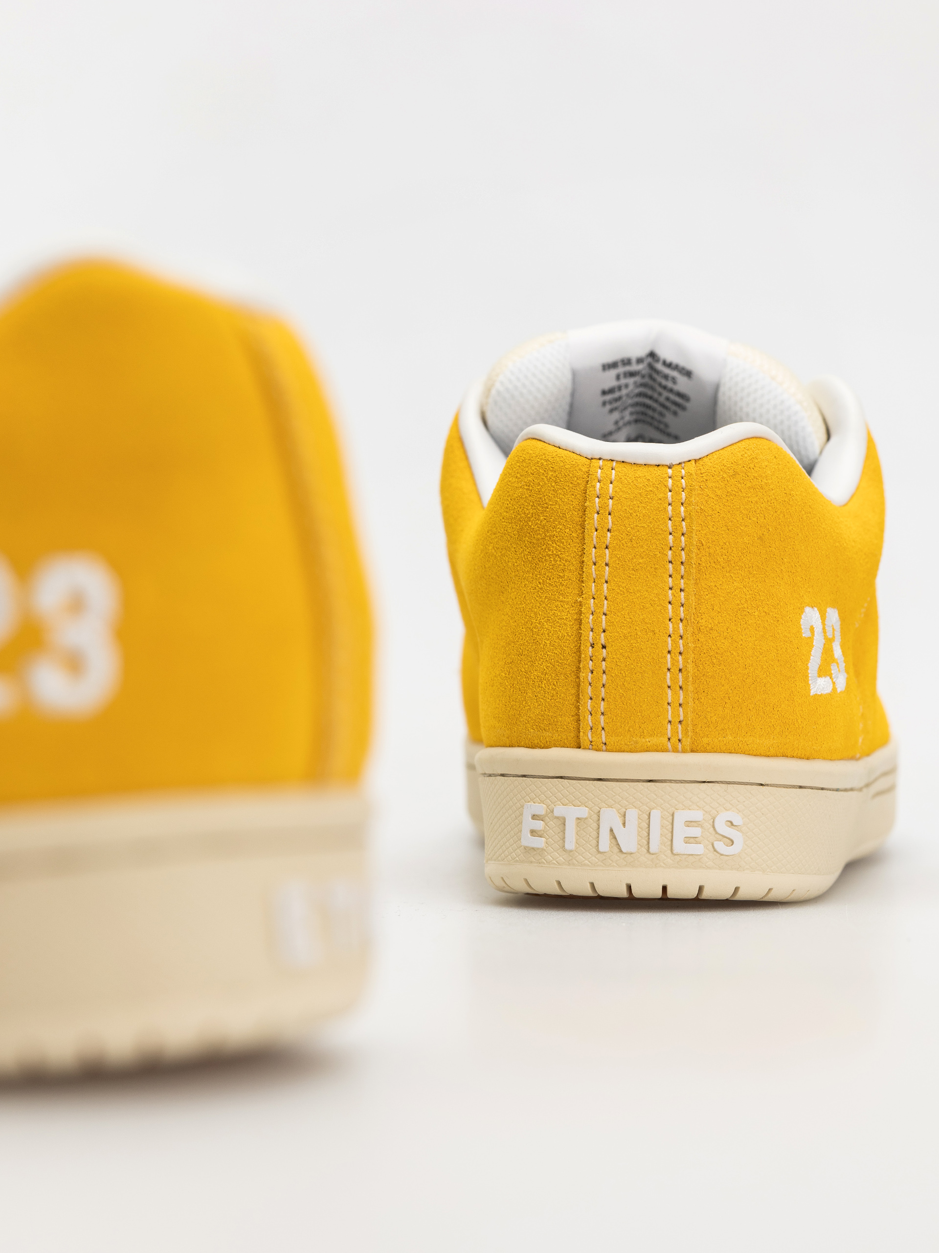 Обувки Etnies Sal23 (mustard)