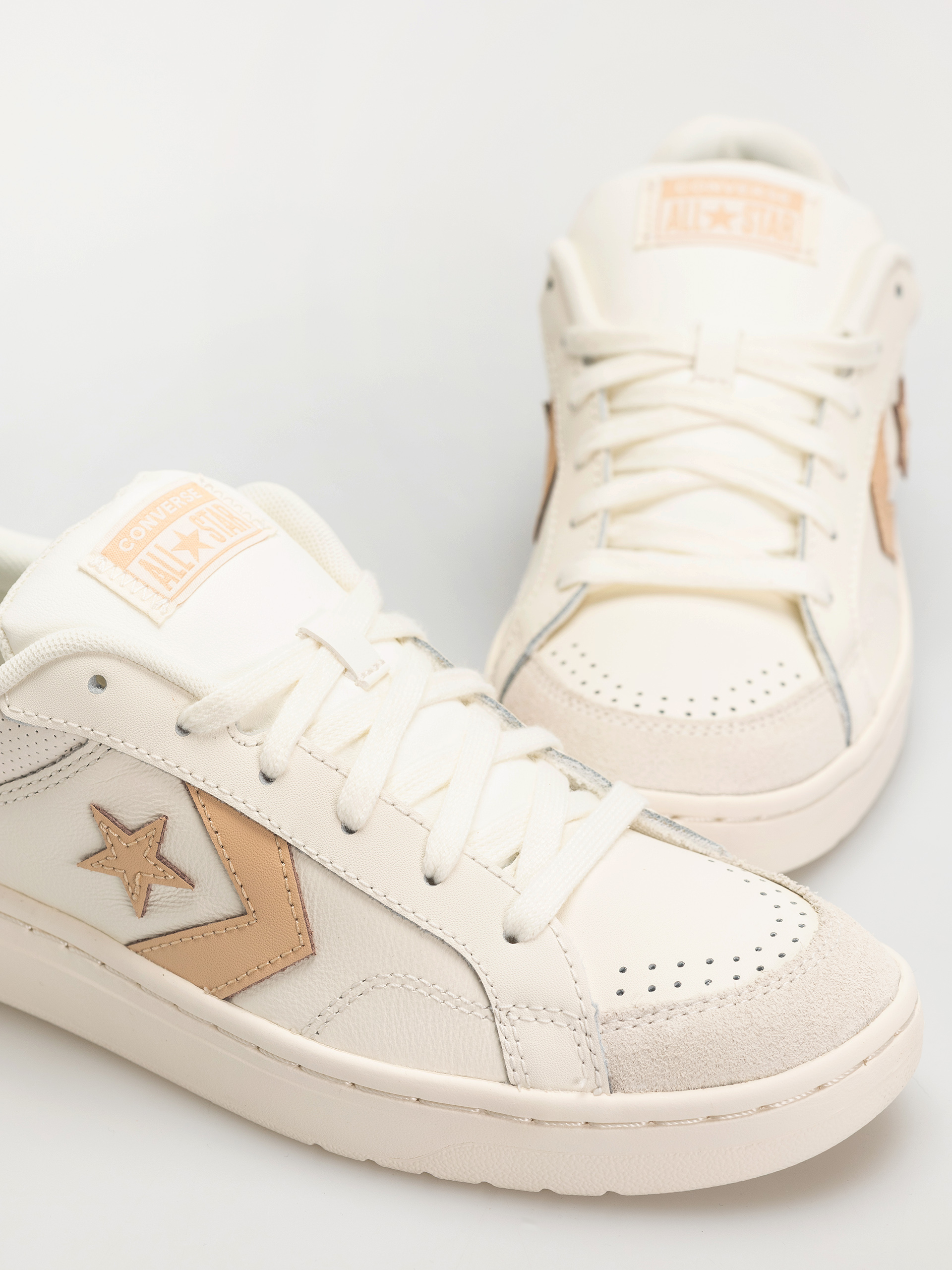 Обувки Converse Pro Blaze Classic (egret/egret/coastal dune)