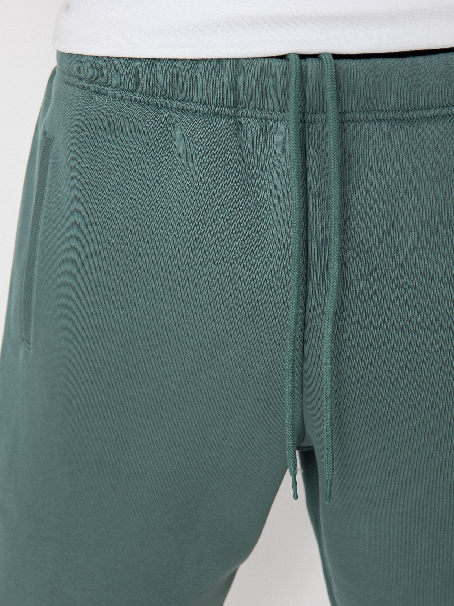 Къси панталони Carhartt WIP Chase (silver pine/gold)