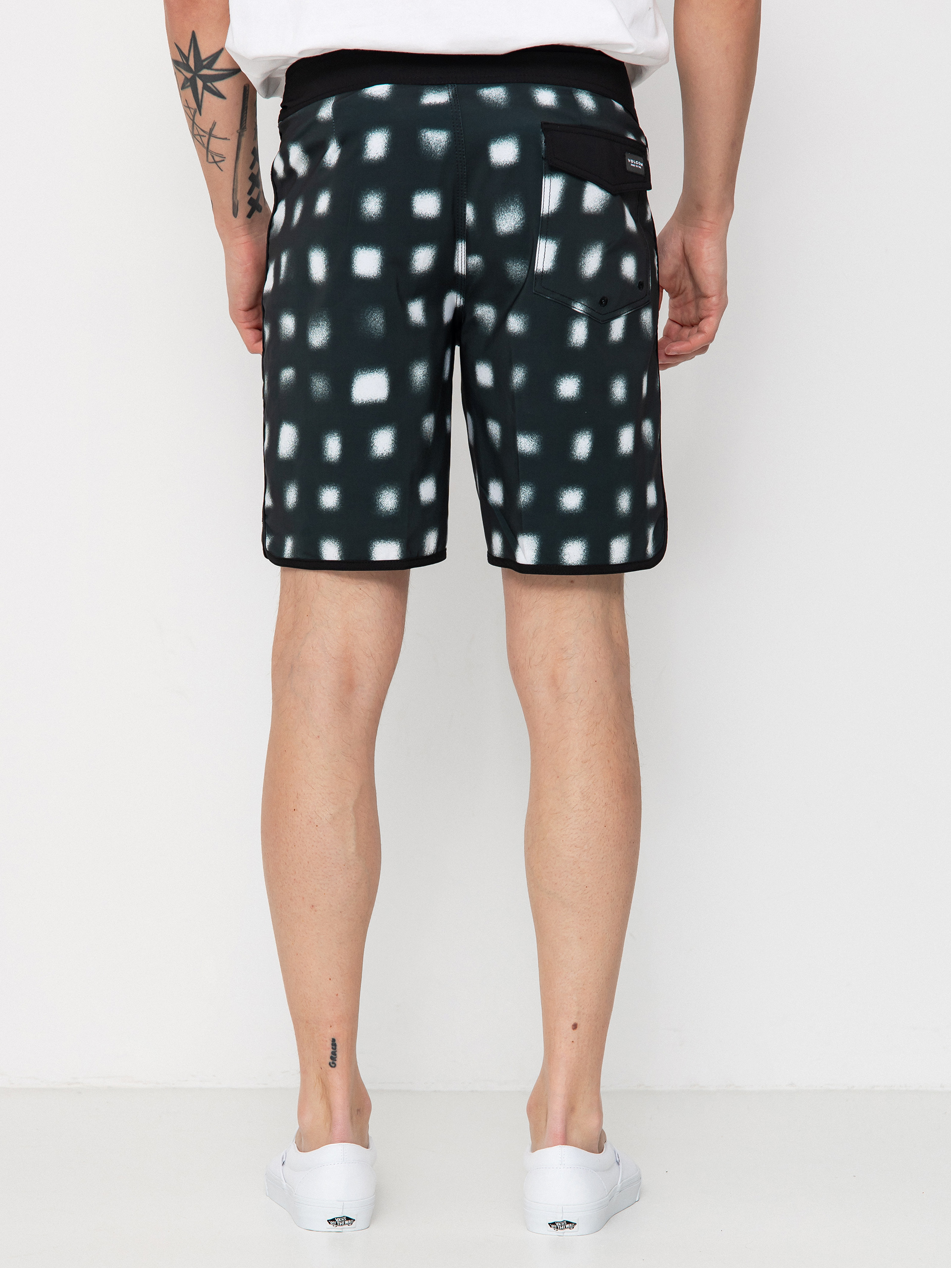 Плажни къси панталони Volcom Infuse Scallop Mod 19 (black)