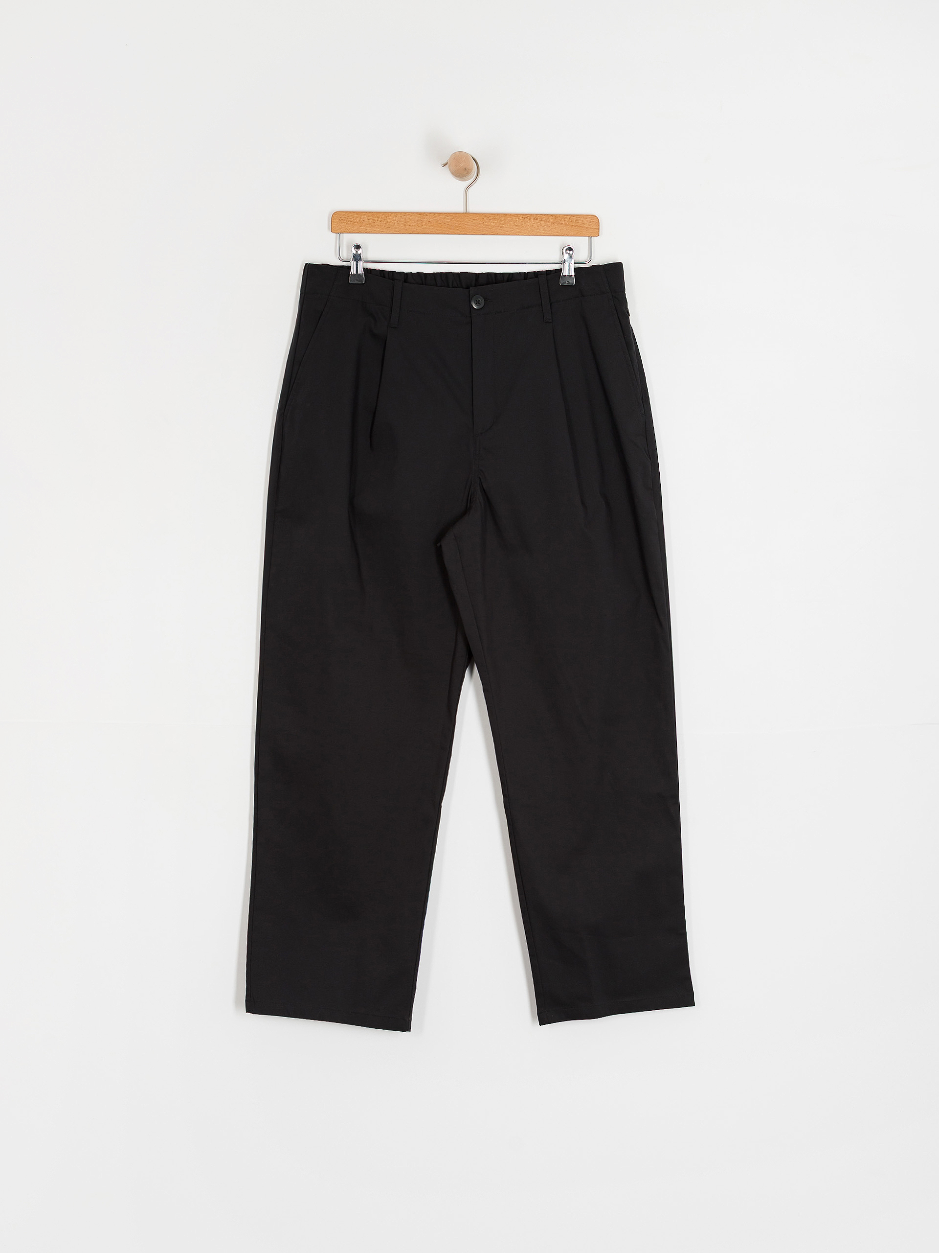 Панталони New Balance Athletics Relaxed (black)