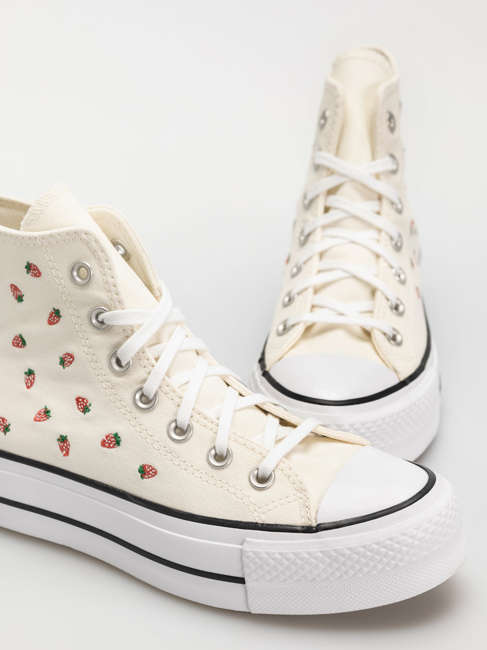 Кецове Converse Chuck Taylor All Star Lift Hi Wmn (egret/soft red/white)