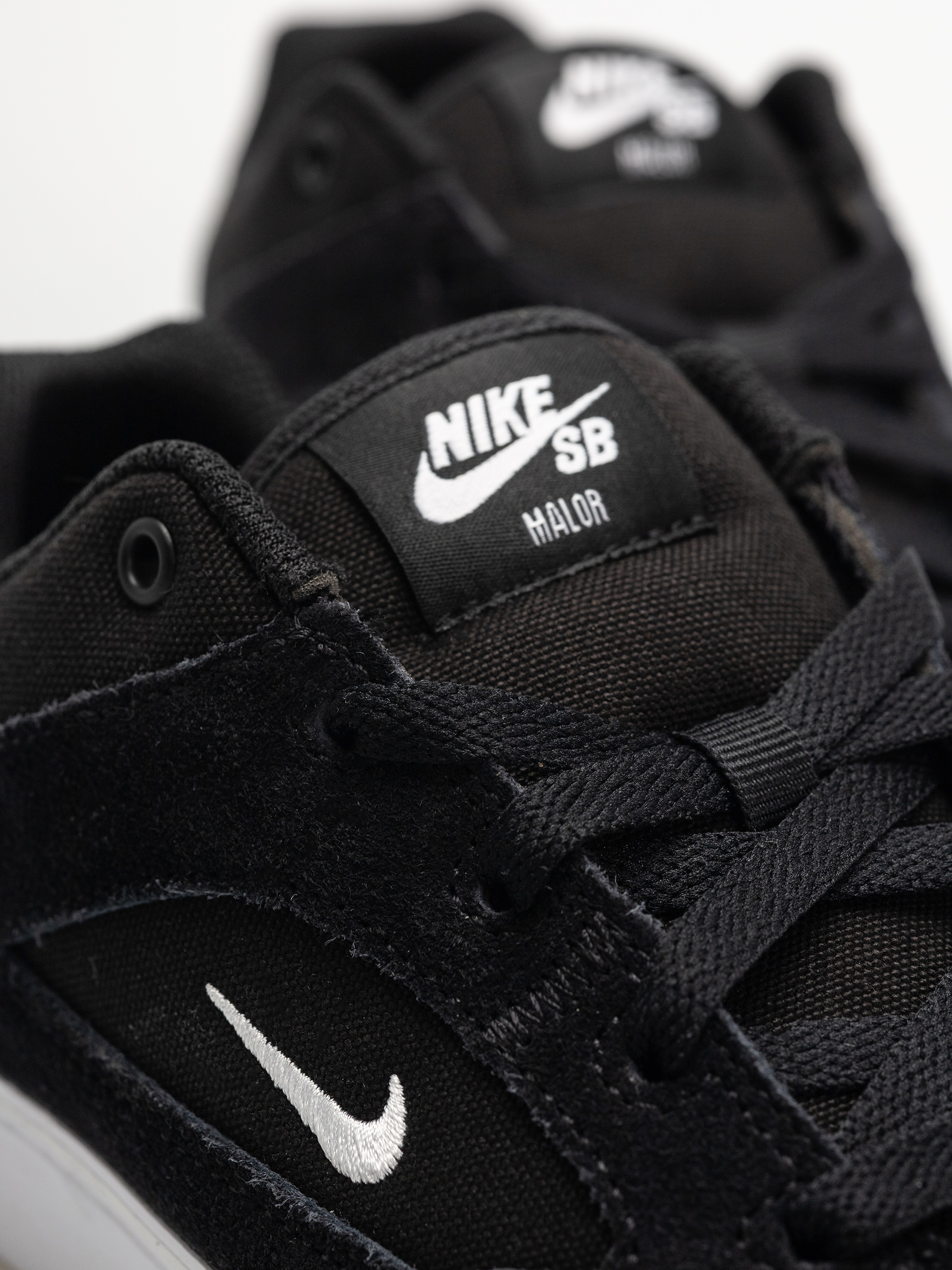 Обувки Nike SB Malor JR (black/white black white)