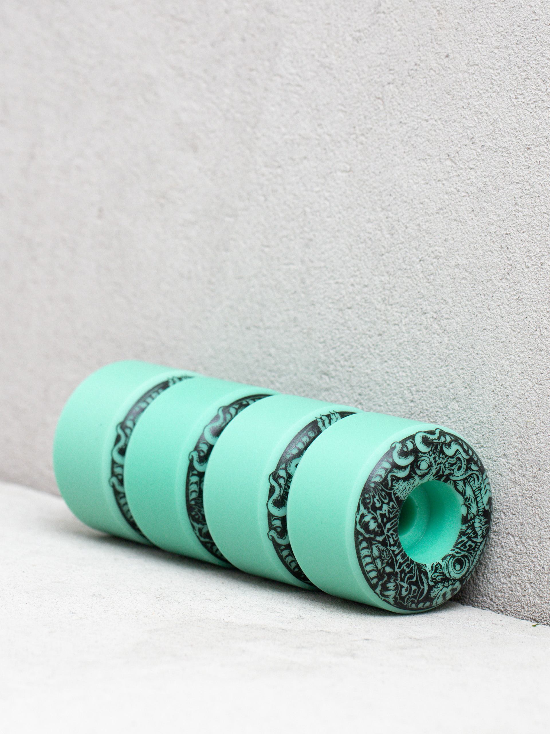 Колелца Spitfire F4 99D Demon Gate Glow (mint)