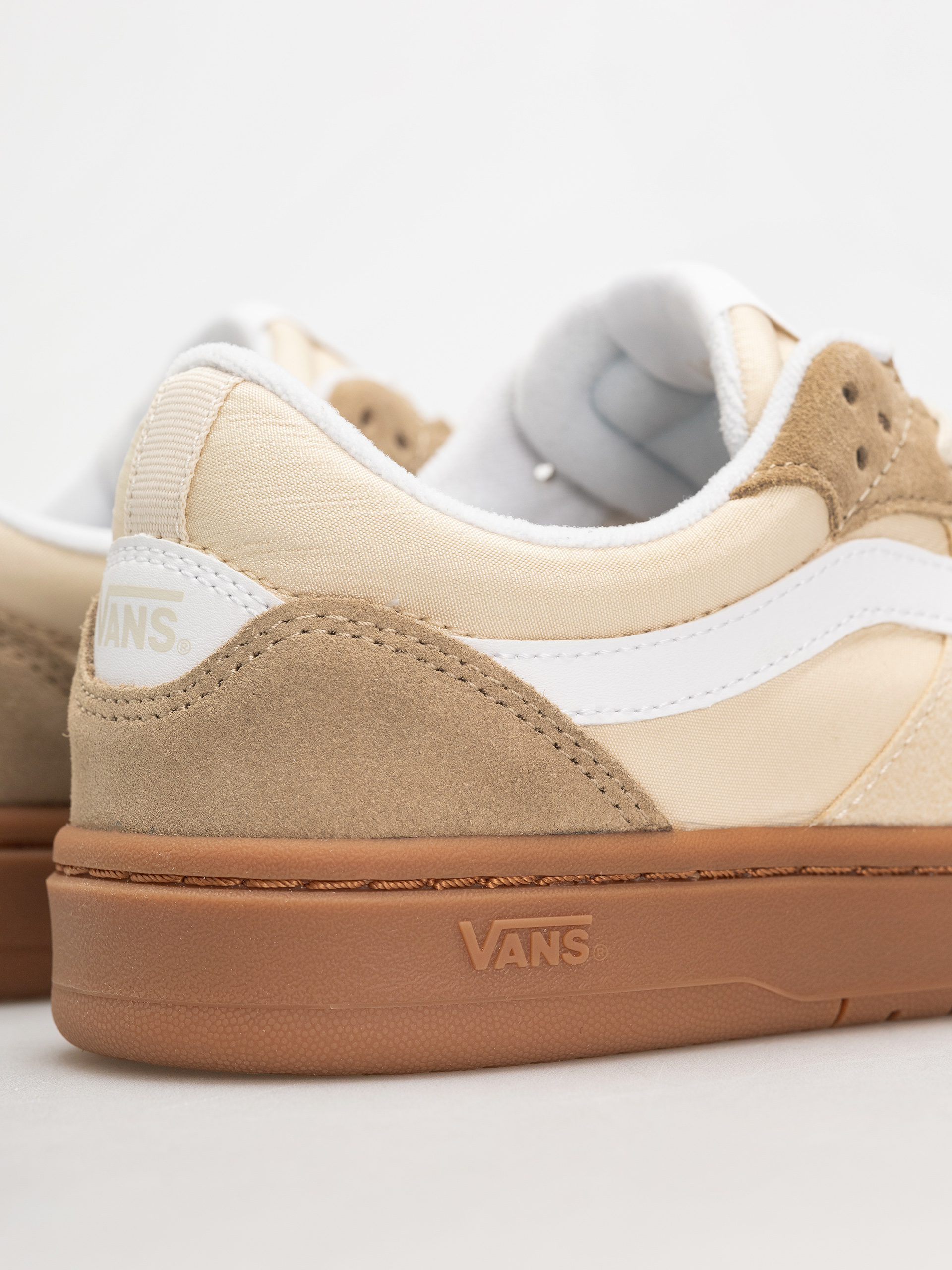 Обувки Vans Cruze 3.0 (khaki/gum)