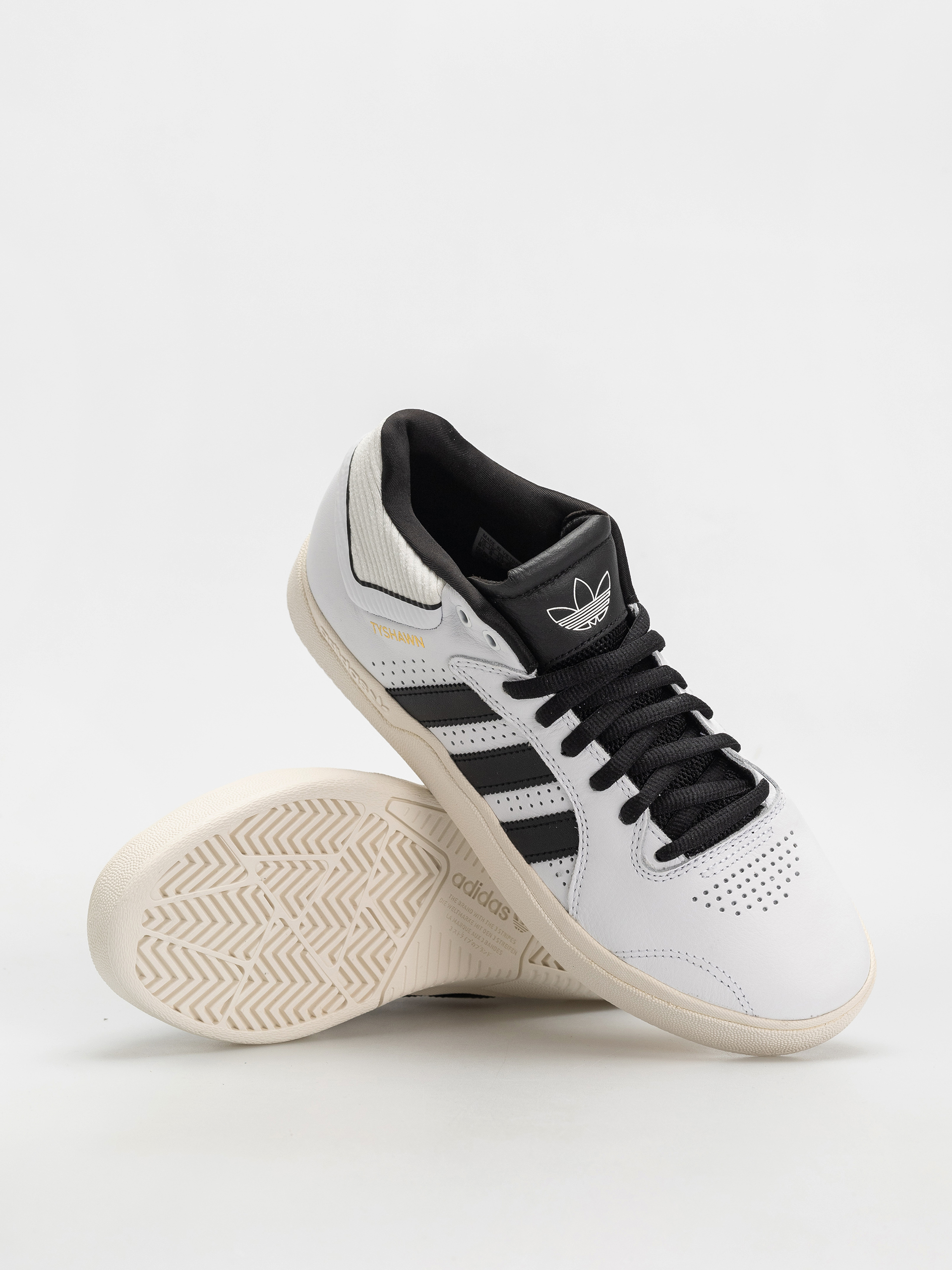 Обувки adidas Tyshawn (ftwwht/cblack/ftwwht)