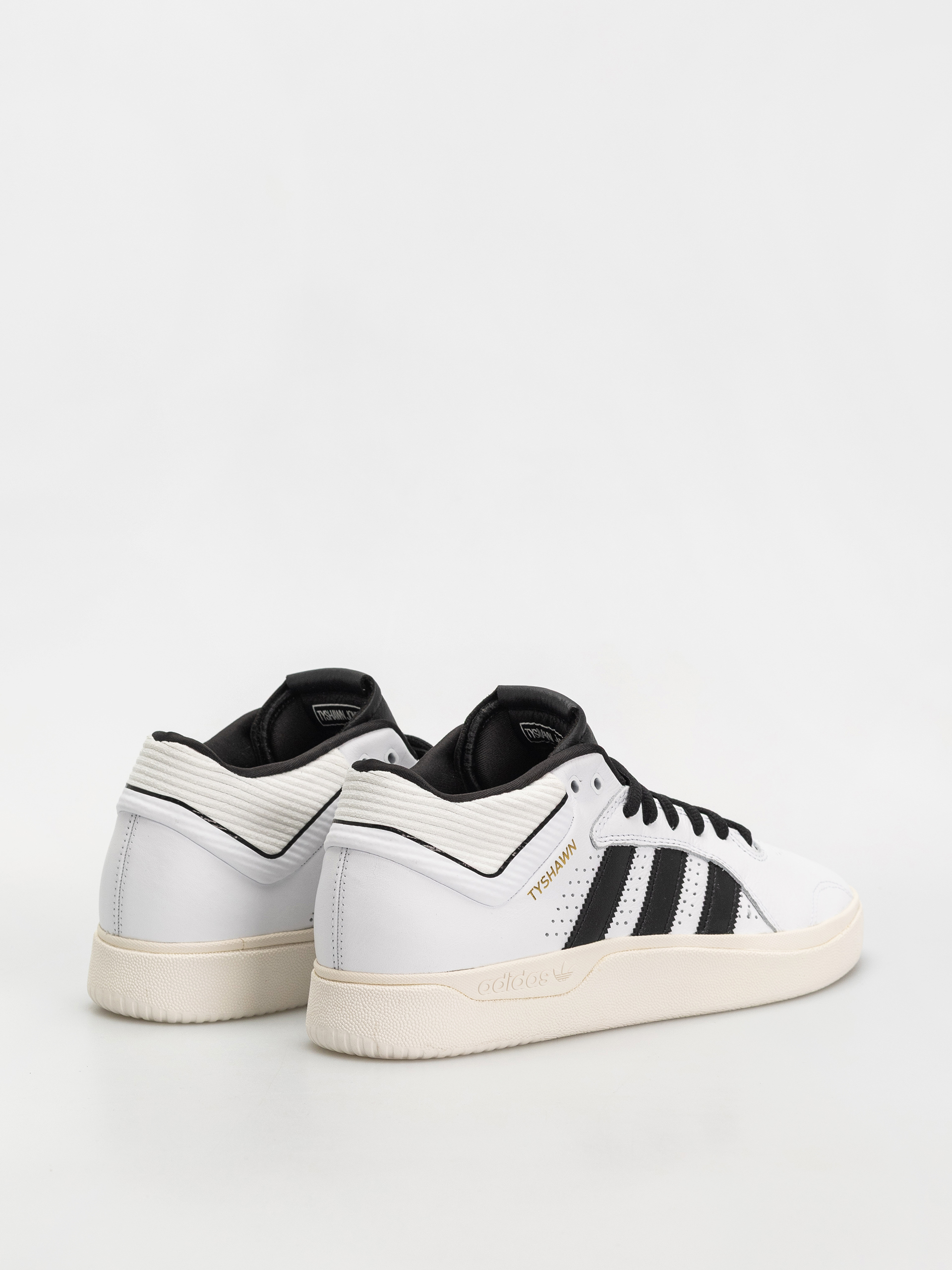 Обувки adidas Tyshawn (ftwwht/cblack/ftwwht)
