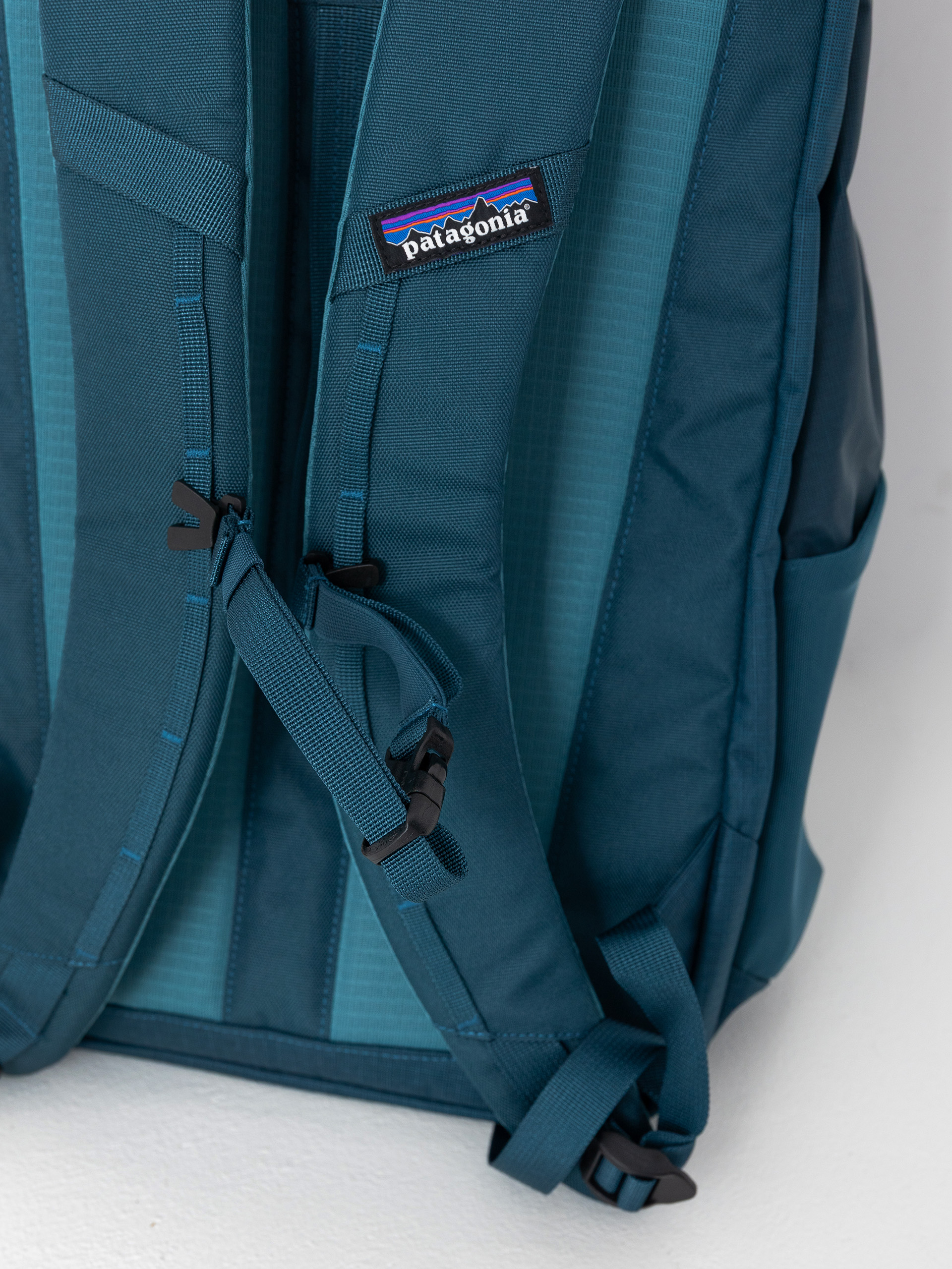 Раница Patagonia Black Hole Pack 32L (tidal teal)