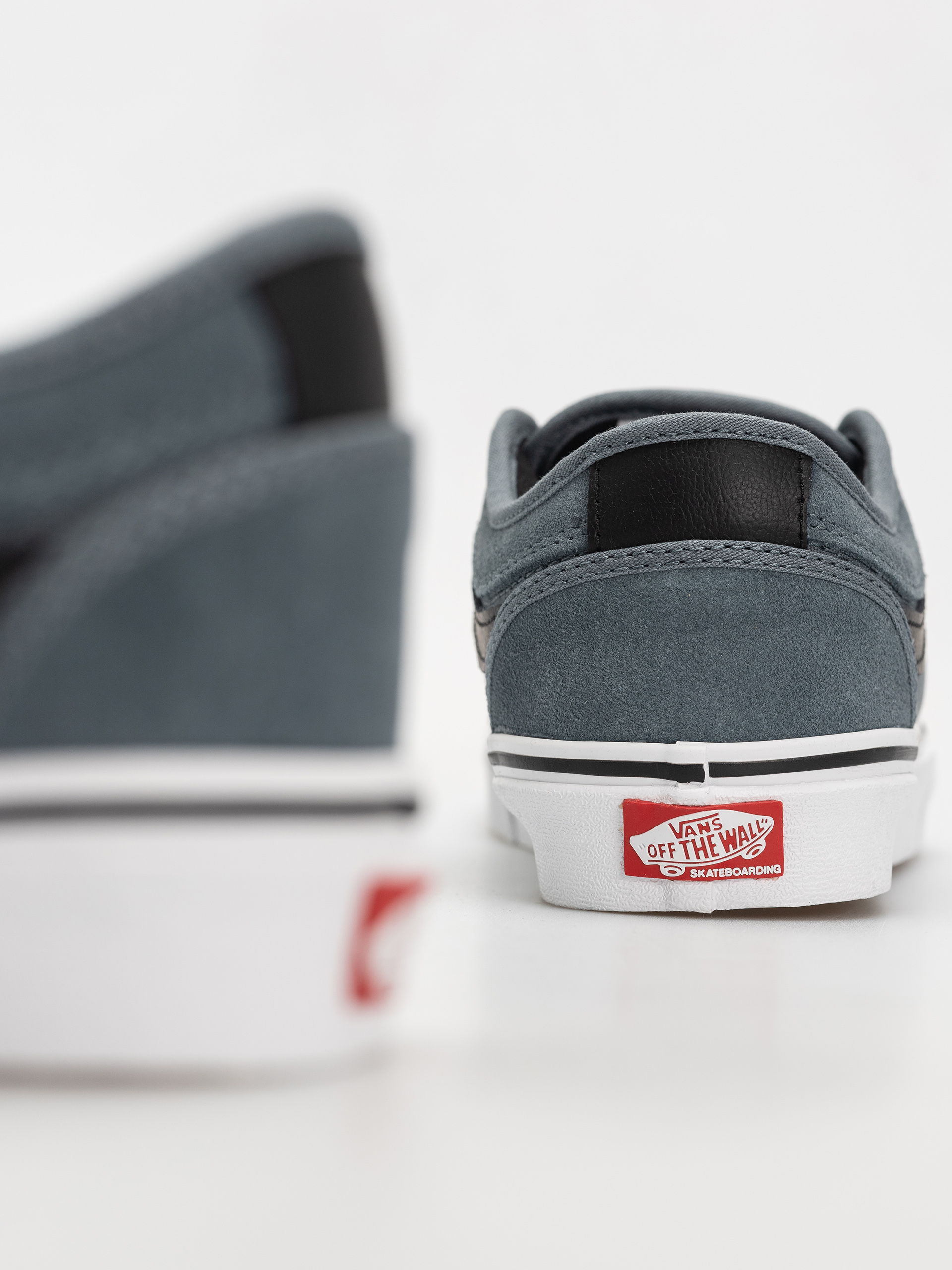 Обувки Vans Skate Chukka Low Sidestripe (black/slate blue)