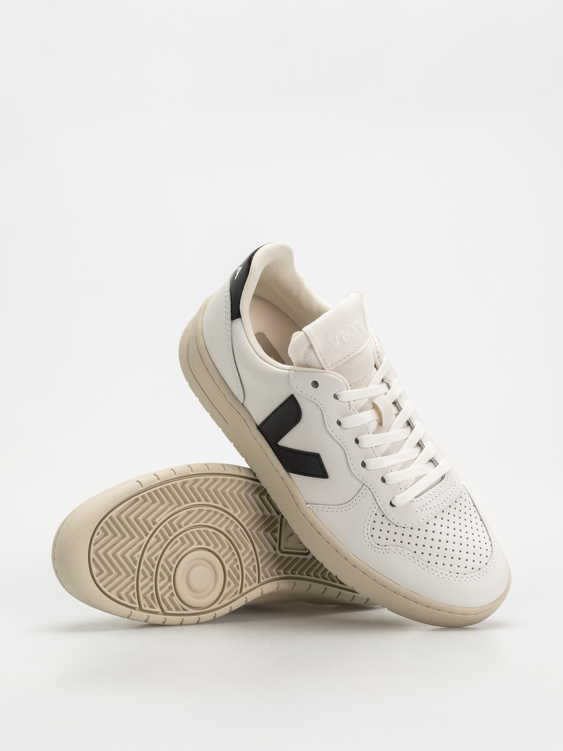 Обувки Veja V-10 Wmn (extra white black)