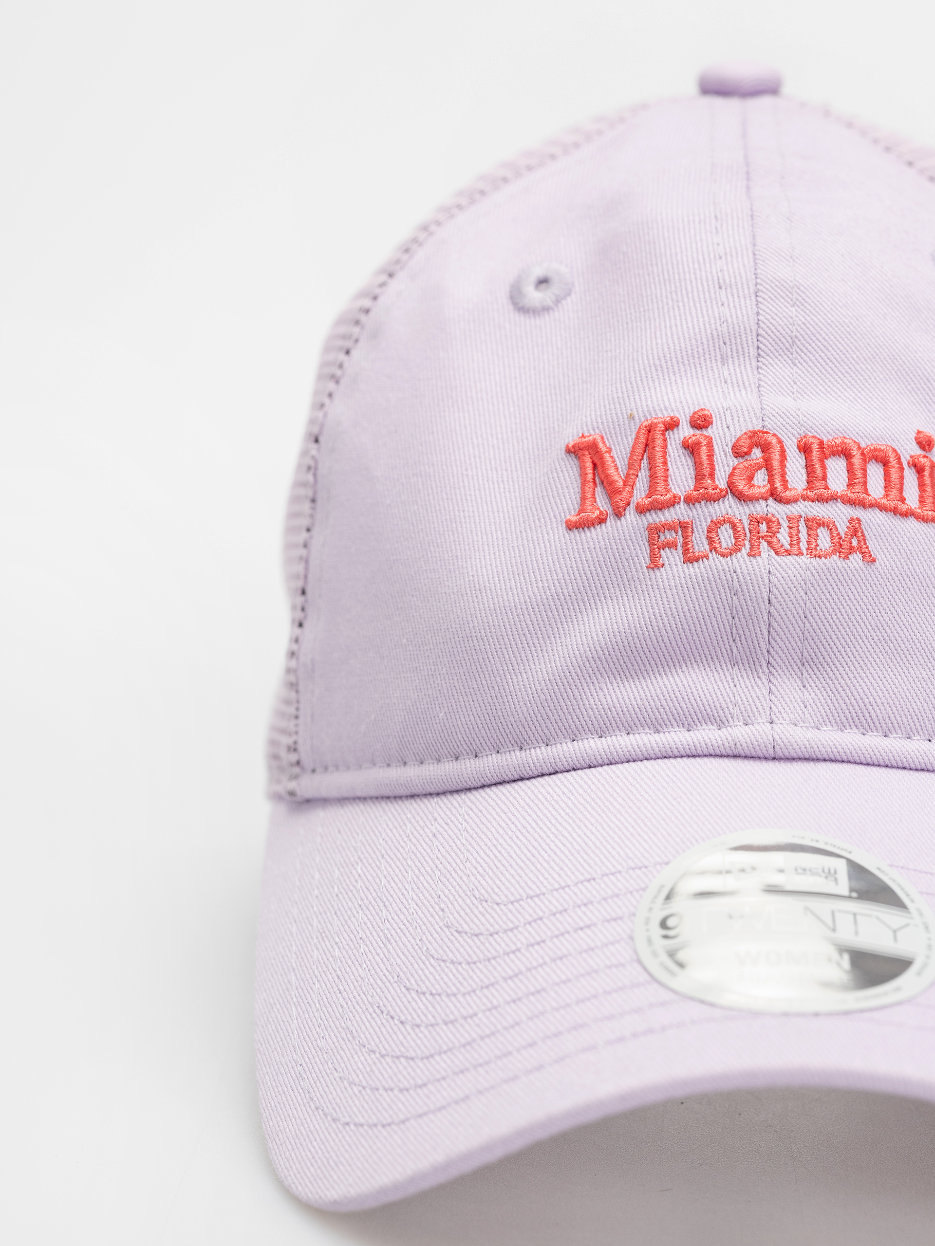 Шапка с козирка New Era City 9Twenty Trucker Wmn (violet)