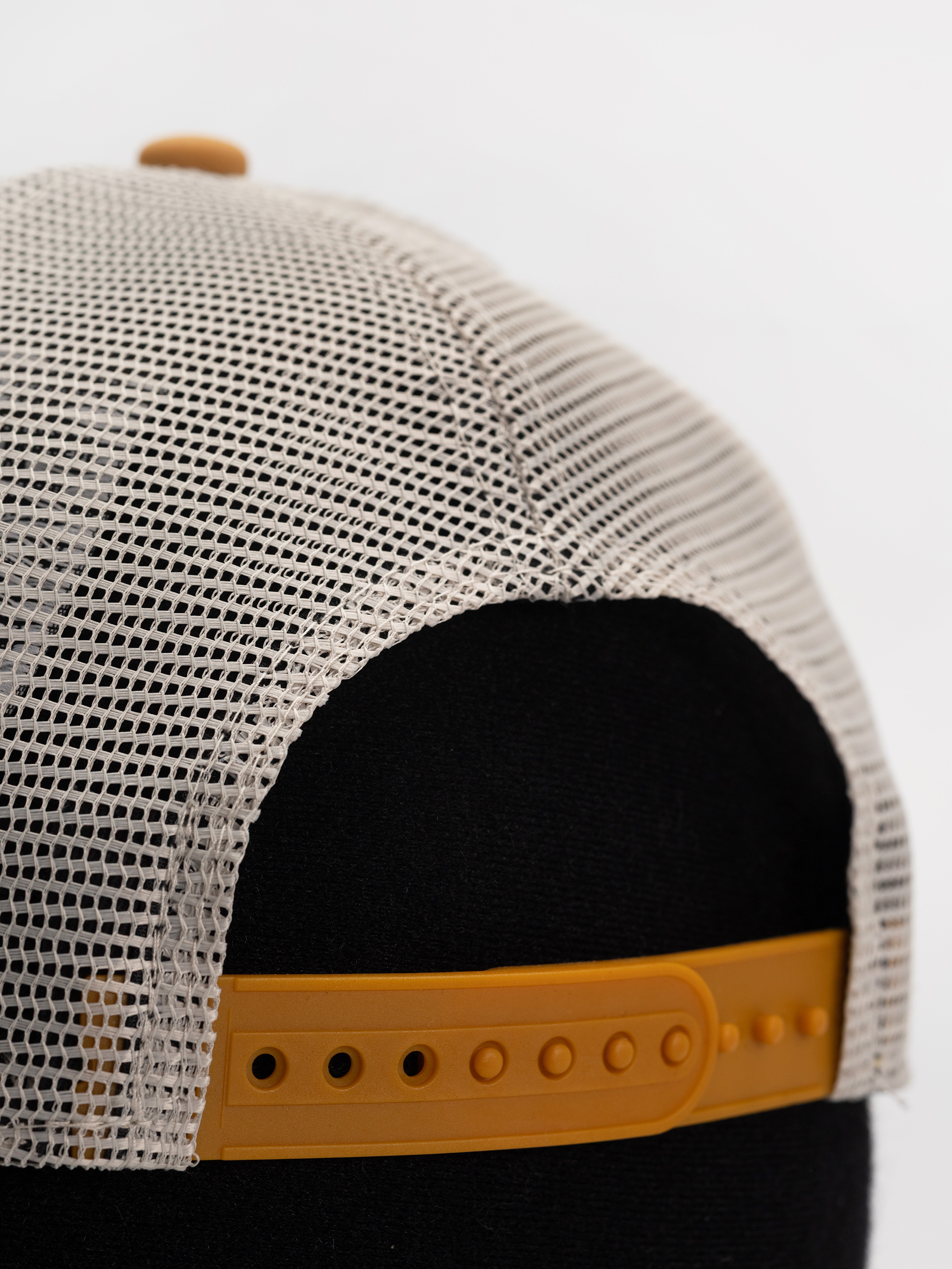 Шапка с козирка New Era Graphic Patch Trucker (yellow)