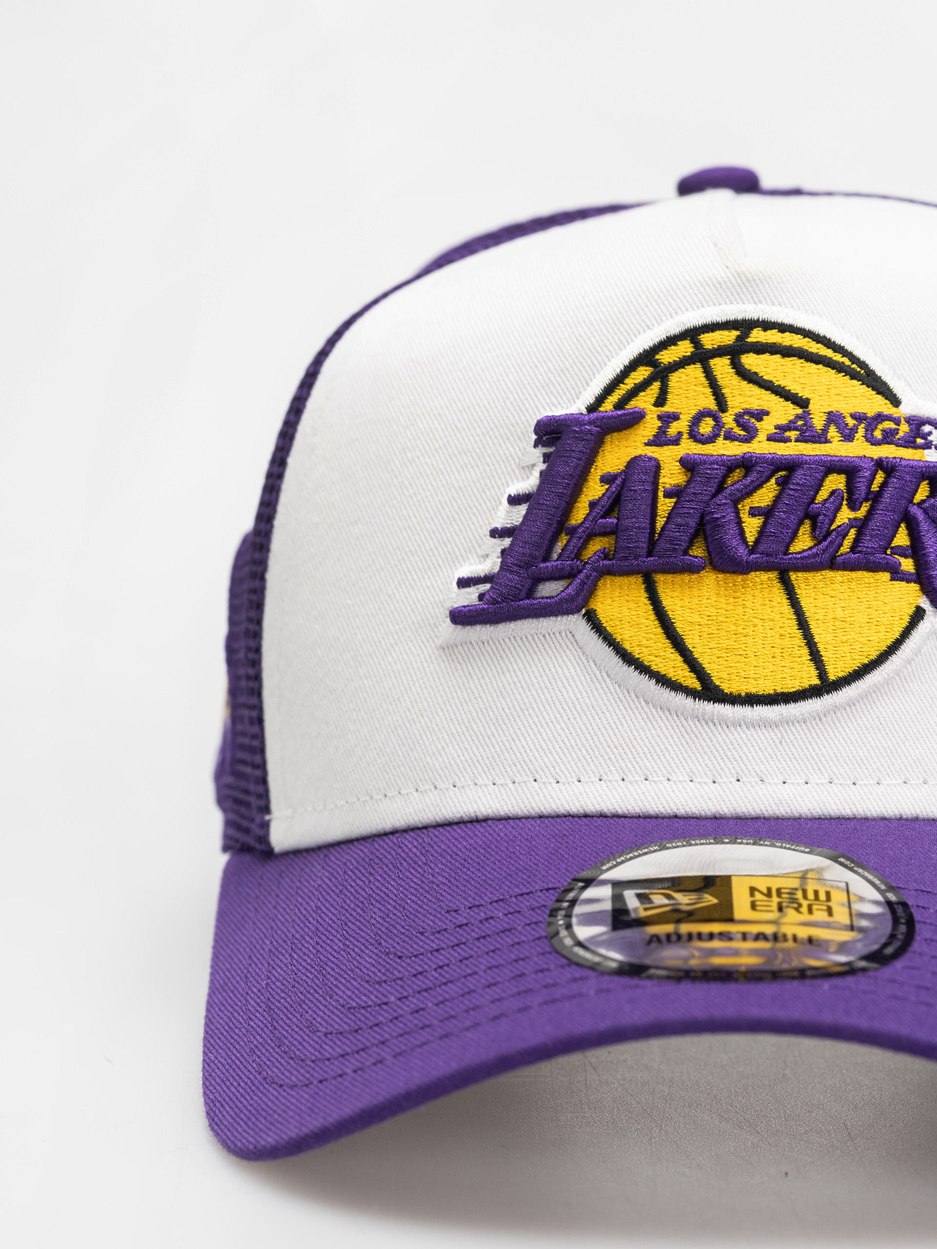 Шапка с козирка New Era NBA Side Patch Trucker Los Angeles Lakers (violet/white)