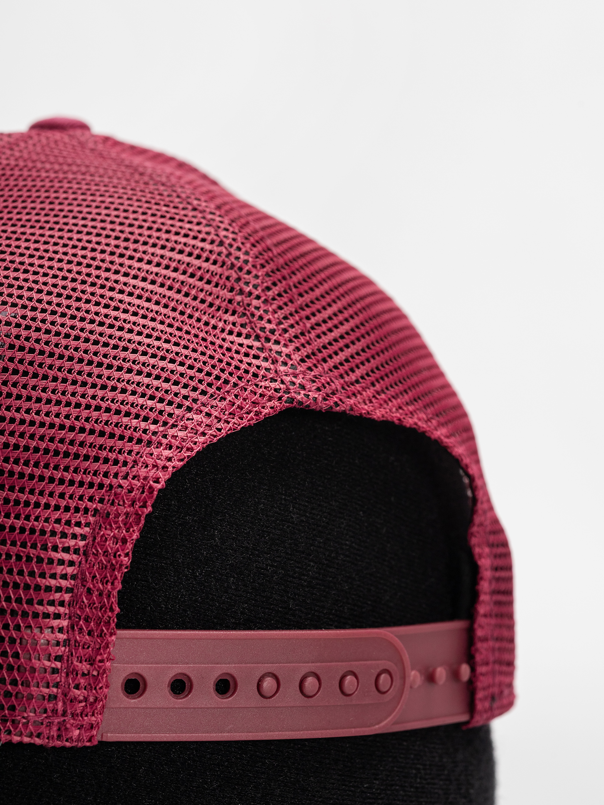 Шапка с козирка New Era League Essential Trucker Los Angeles Dodgers (cherry)