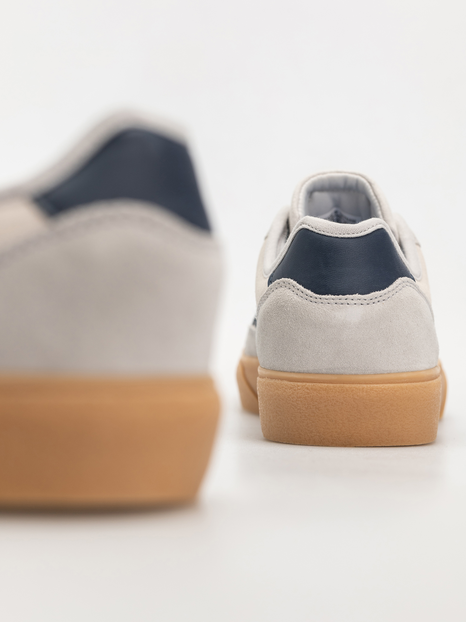 Обувки adidas Court Tns Premiere (gretwo/conavy/gum3)