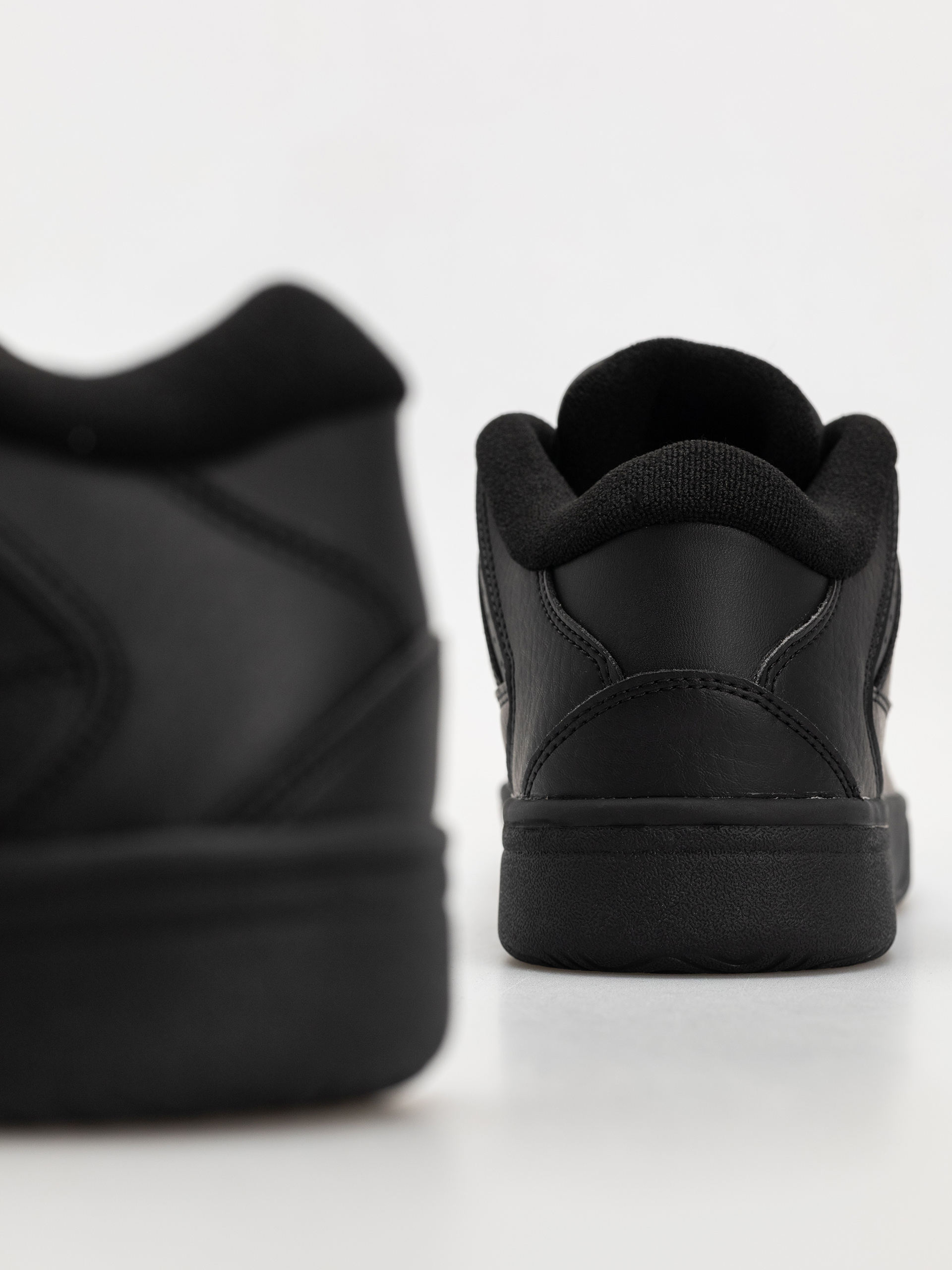 Обувки adidas Break Start 2000 (cblack/cblack/cblack)