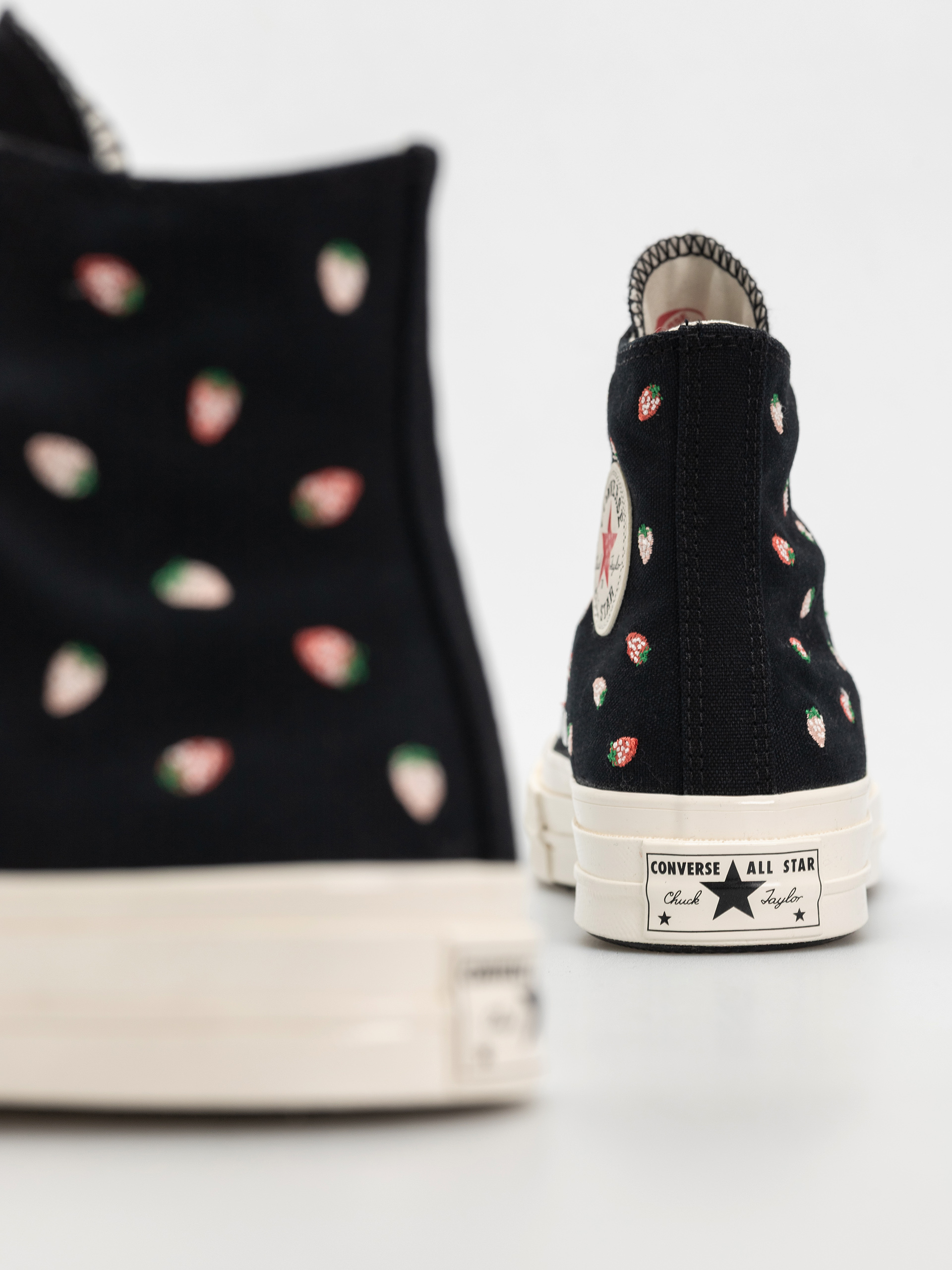 Кецове Converse Chuck 70 Hi (black/soft red/green)
