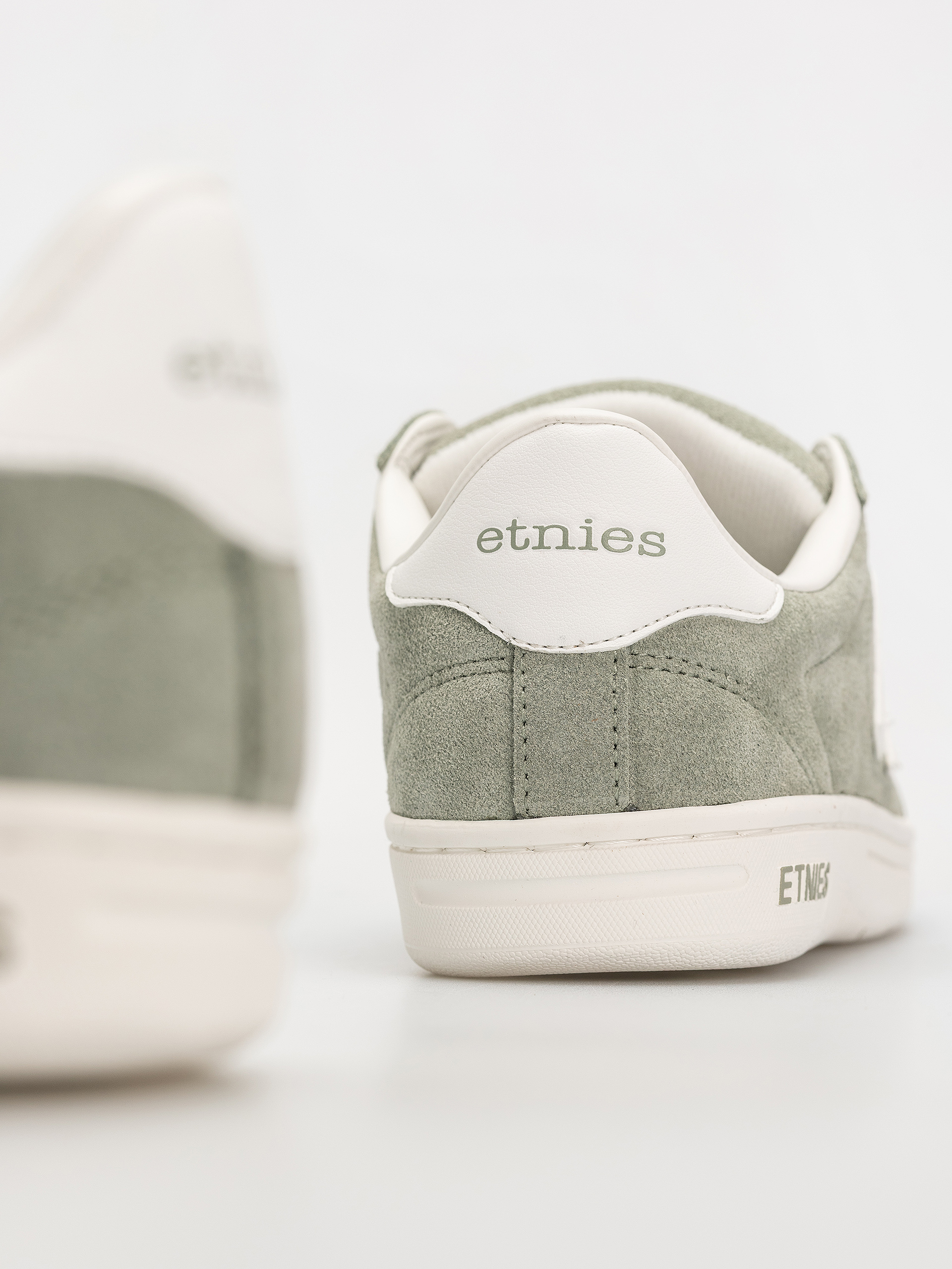 Обувки Etnies Locut (sage)