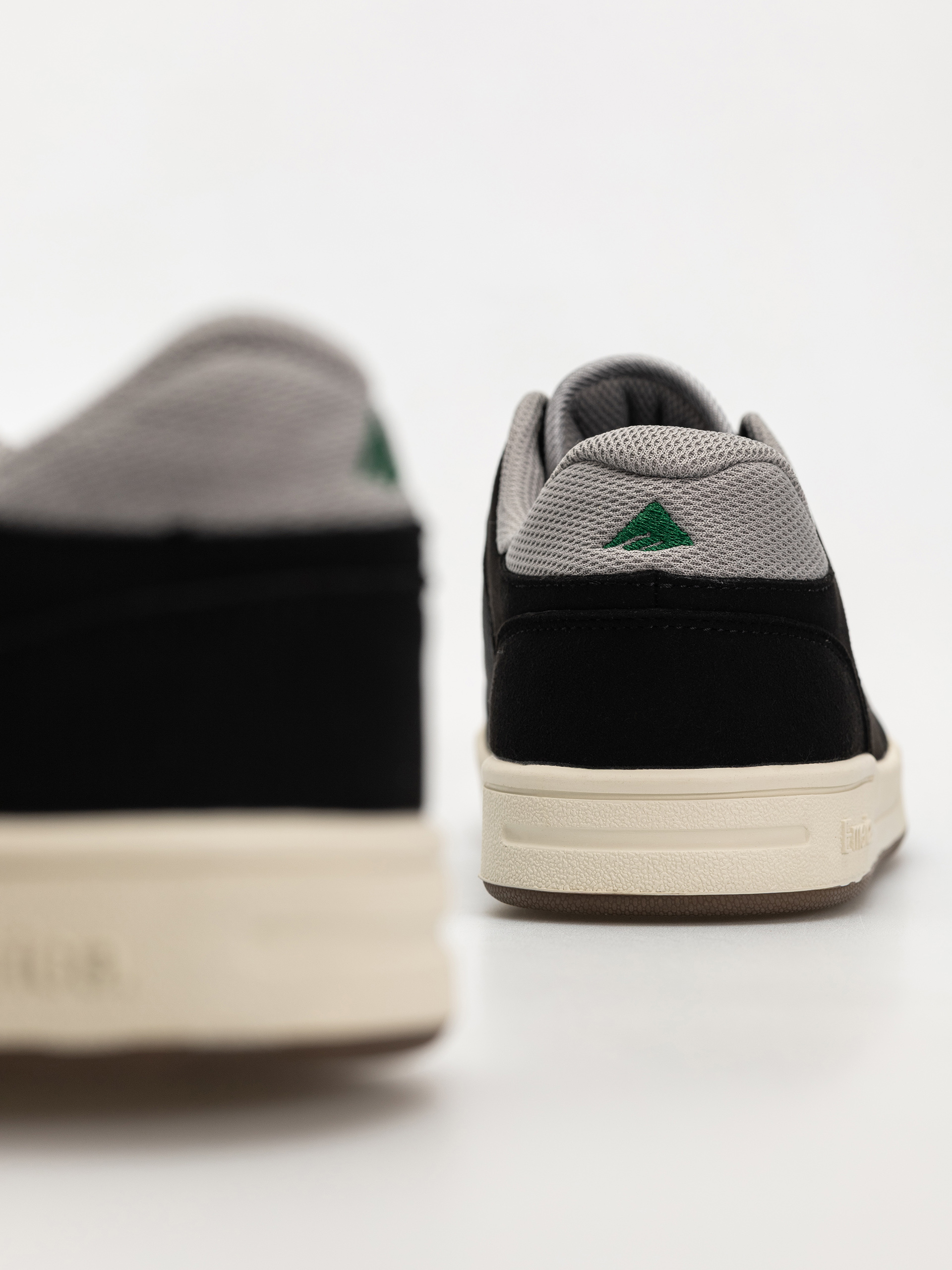 Обувки Emerica Heritic (black/tan)