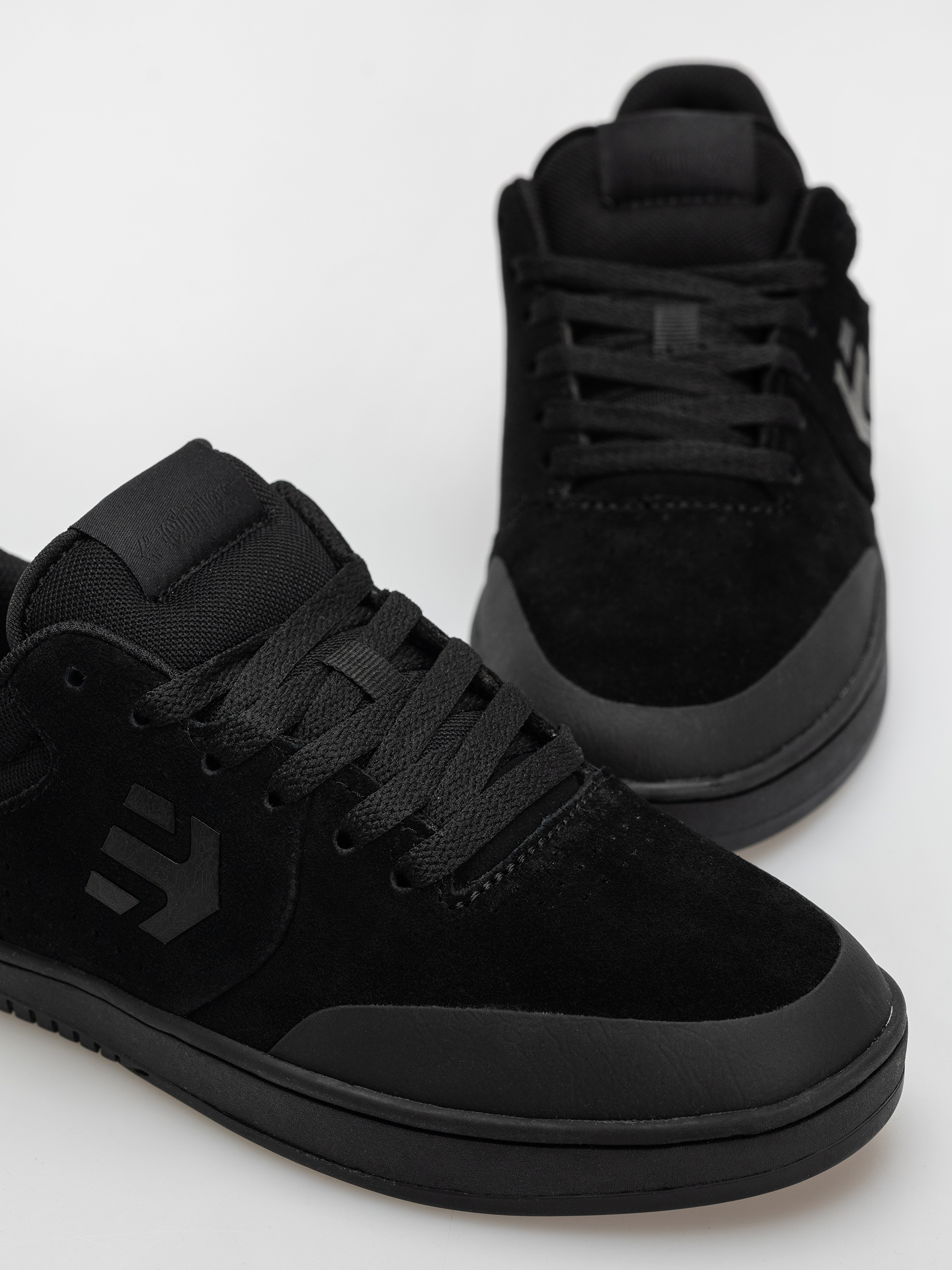 Обувки Etnies Marana (black/black/black)