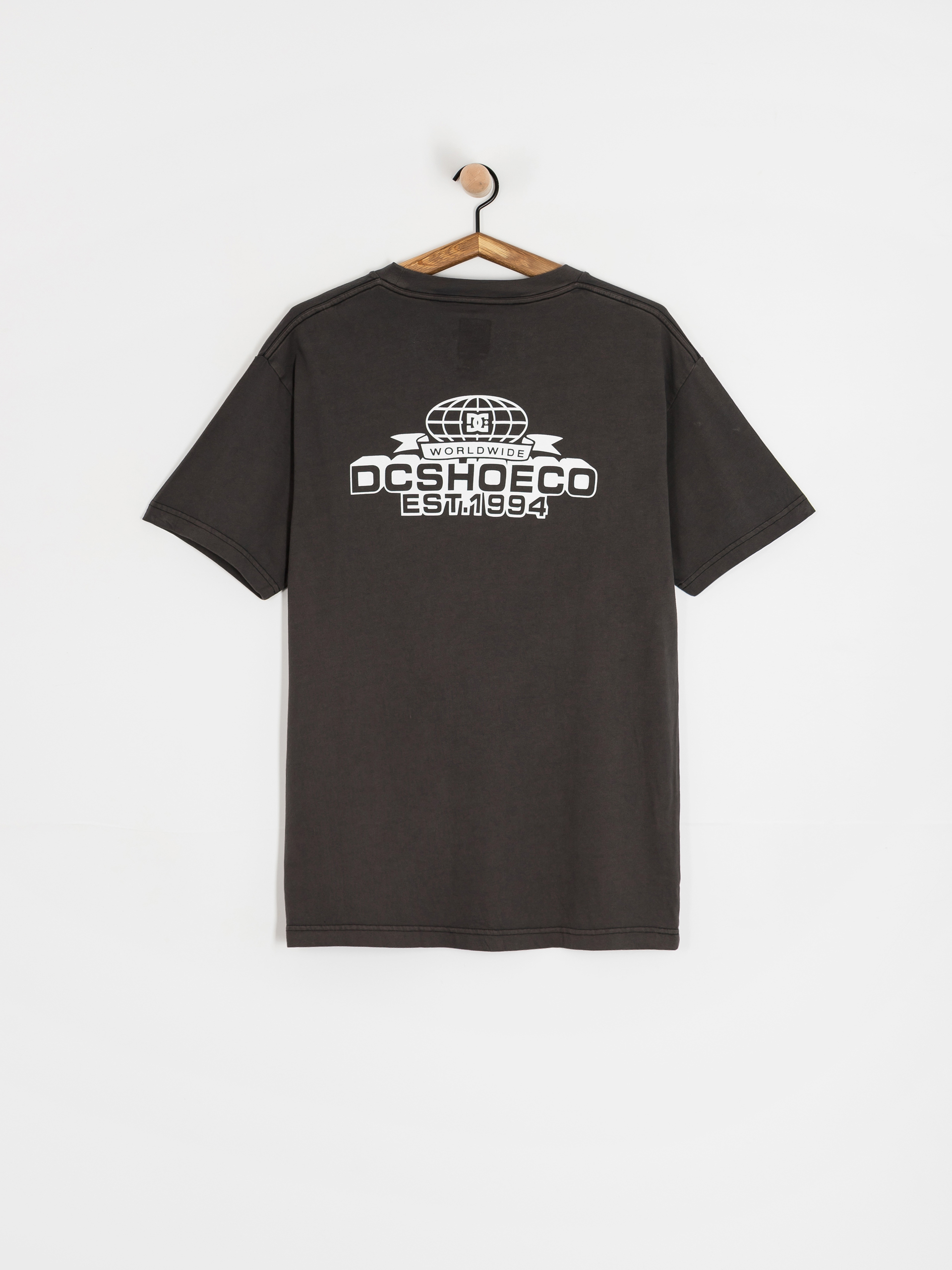 Тениска DC Stock Up (black enzyme wash)