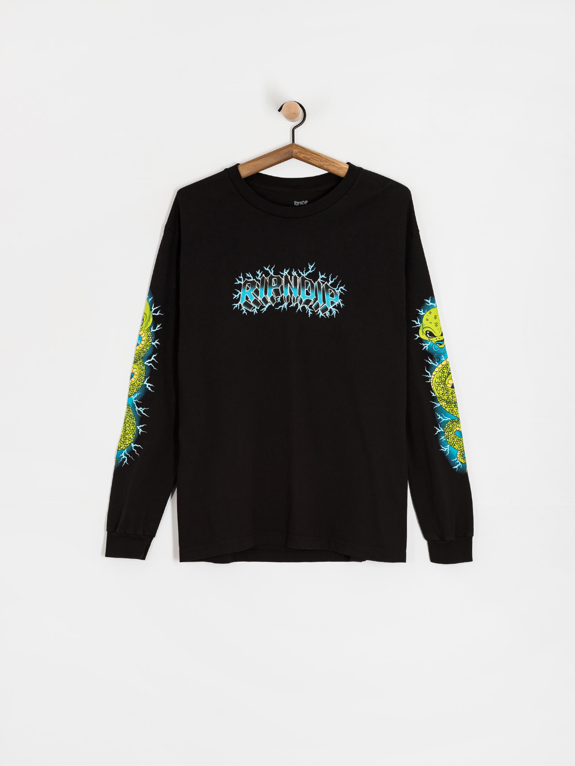 Блуза RipNDip Skull And Bones (black)