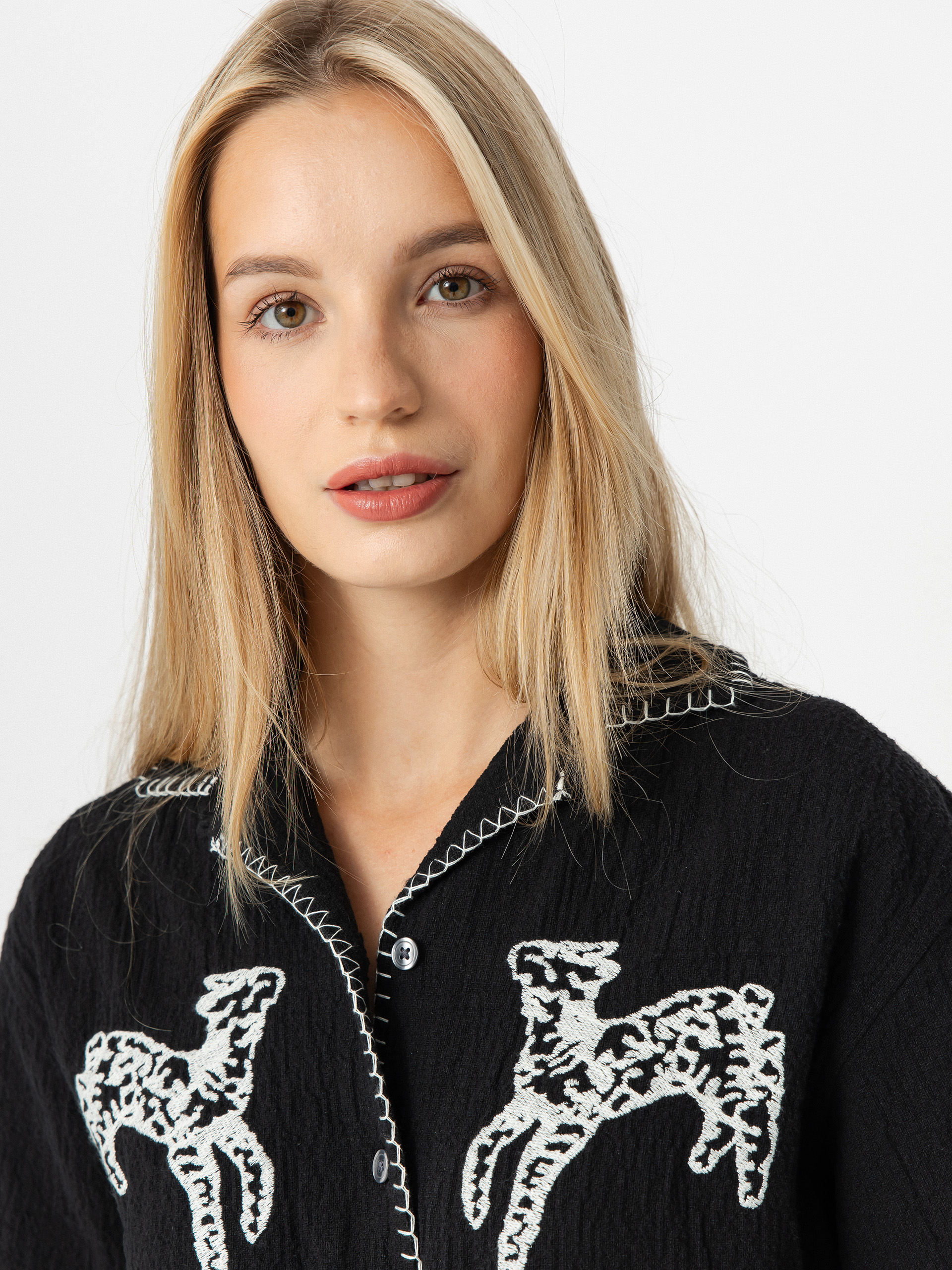 Риза OBEY Ritual Wmn (digital black)