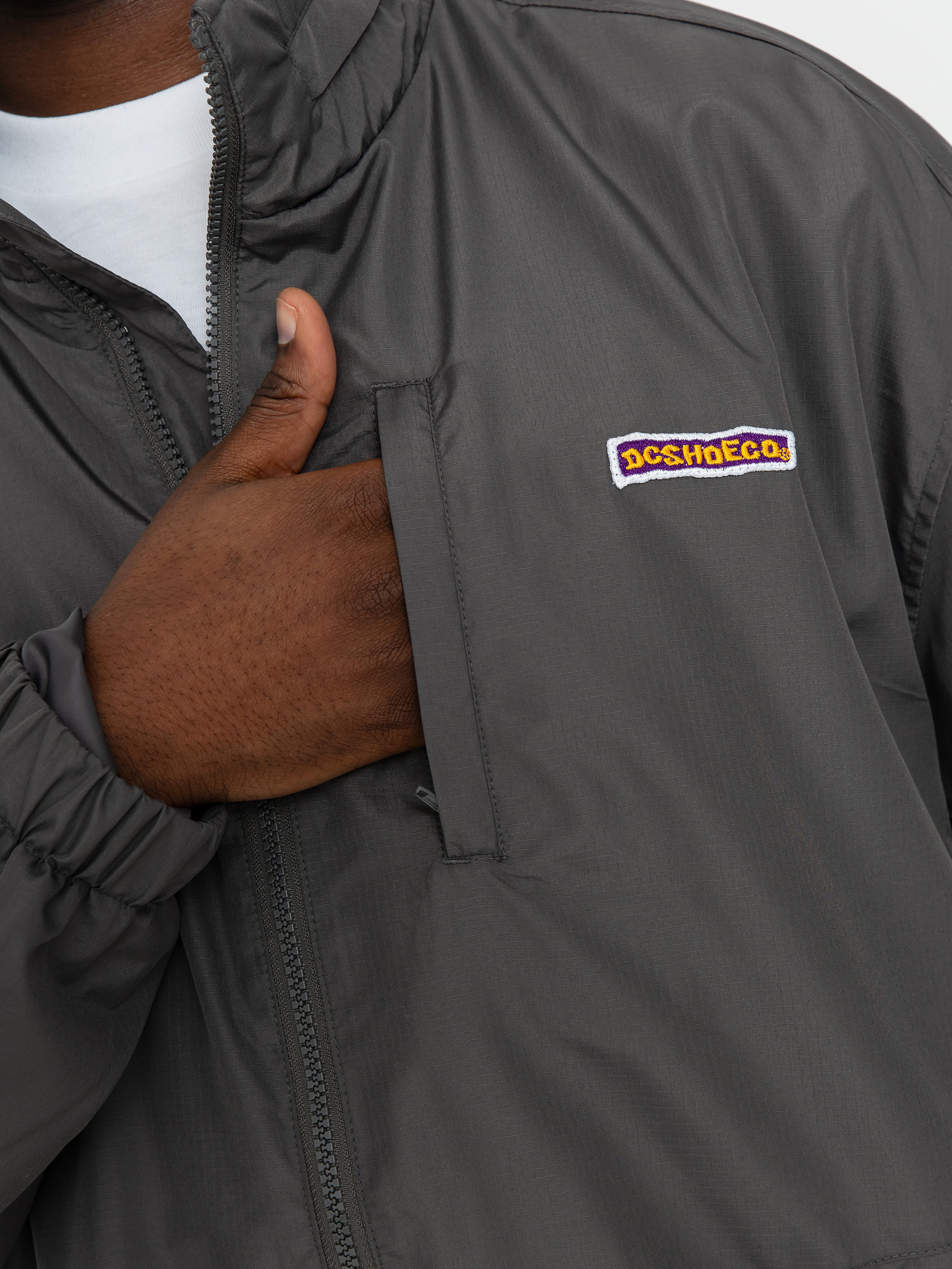 Яке DC Vantage Mock Hood (magnet)