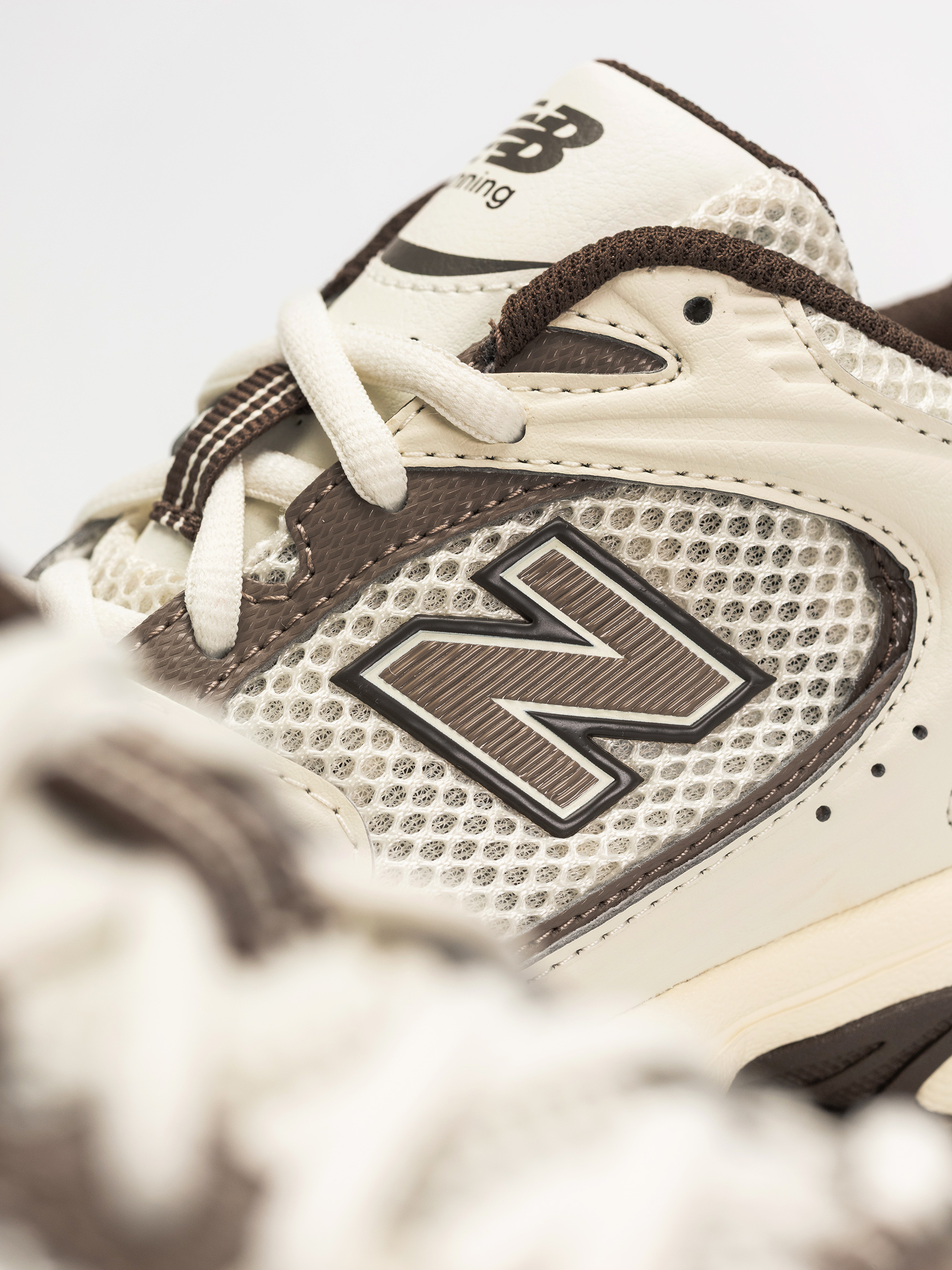 Обувки New Balance 530 (angora)