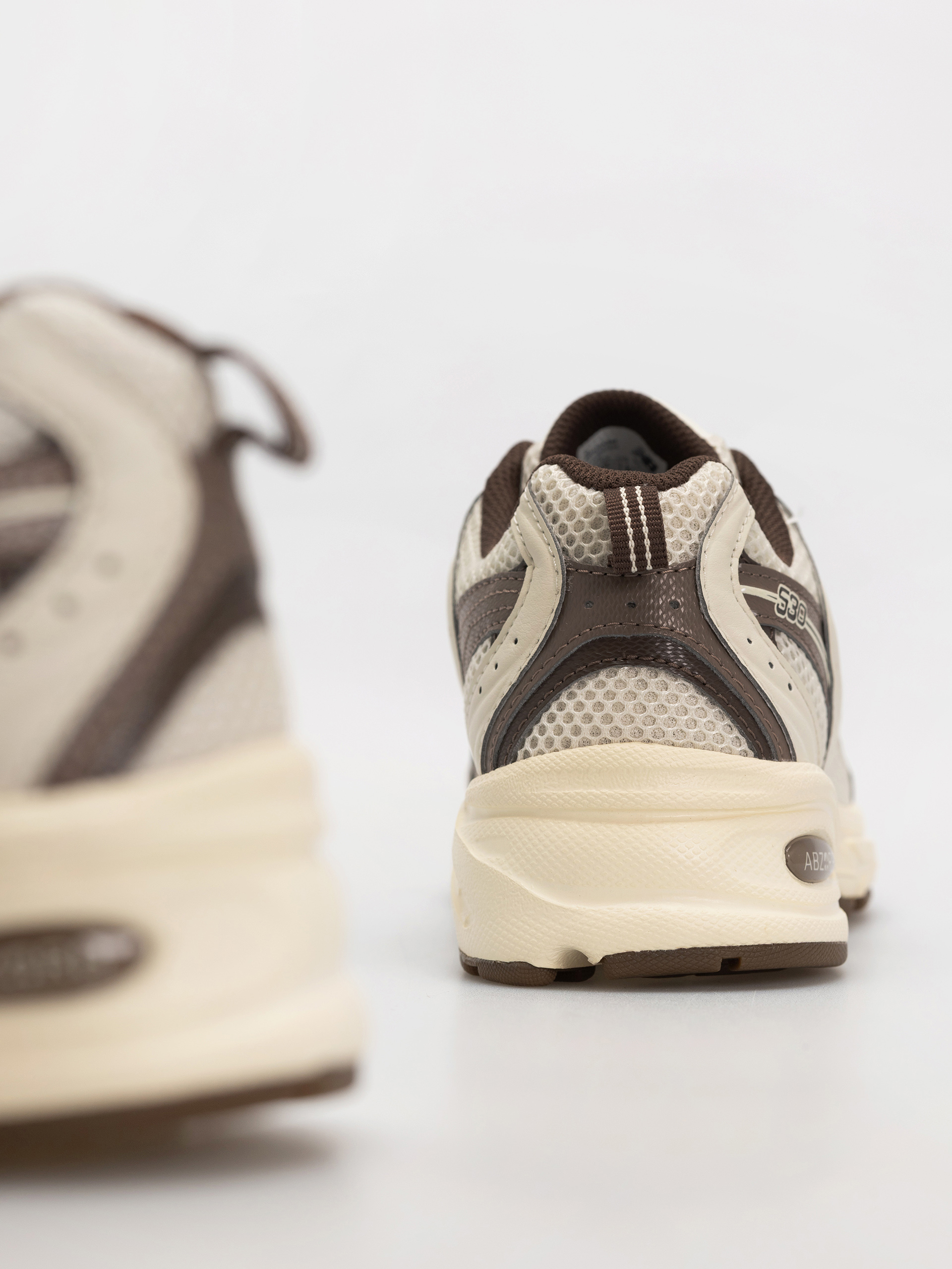 Обувки New Balance 530 (angora)