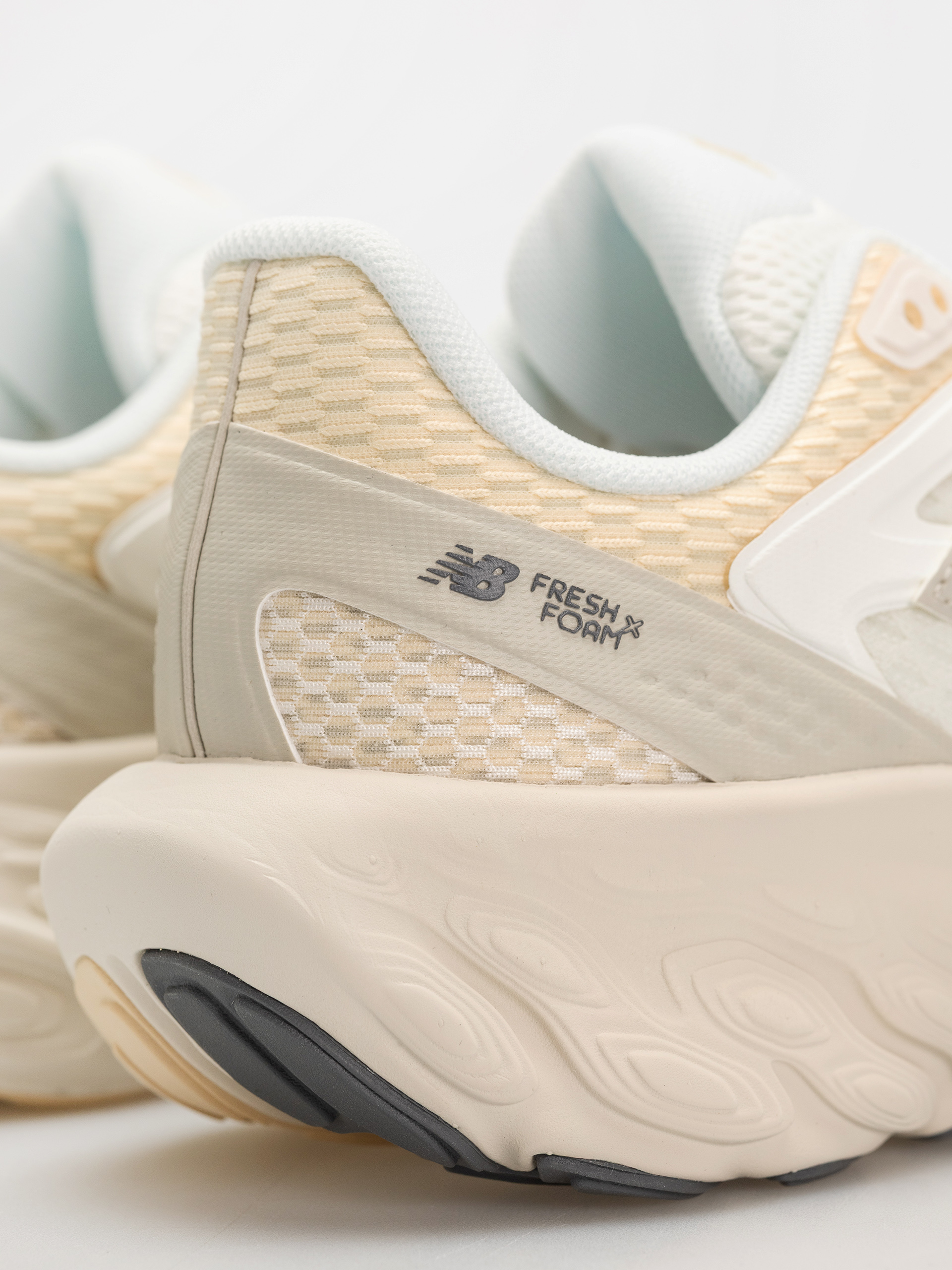 Обувки New Balance Trn (ash wood)