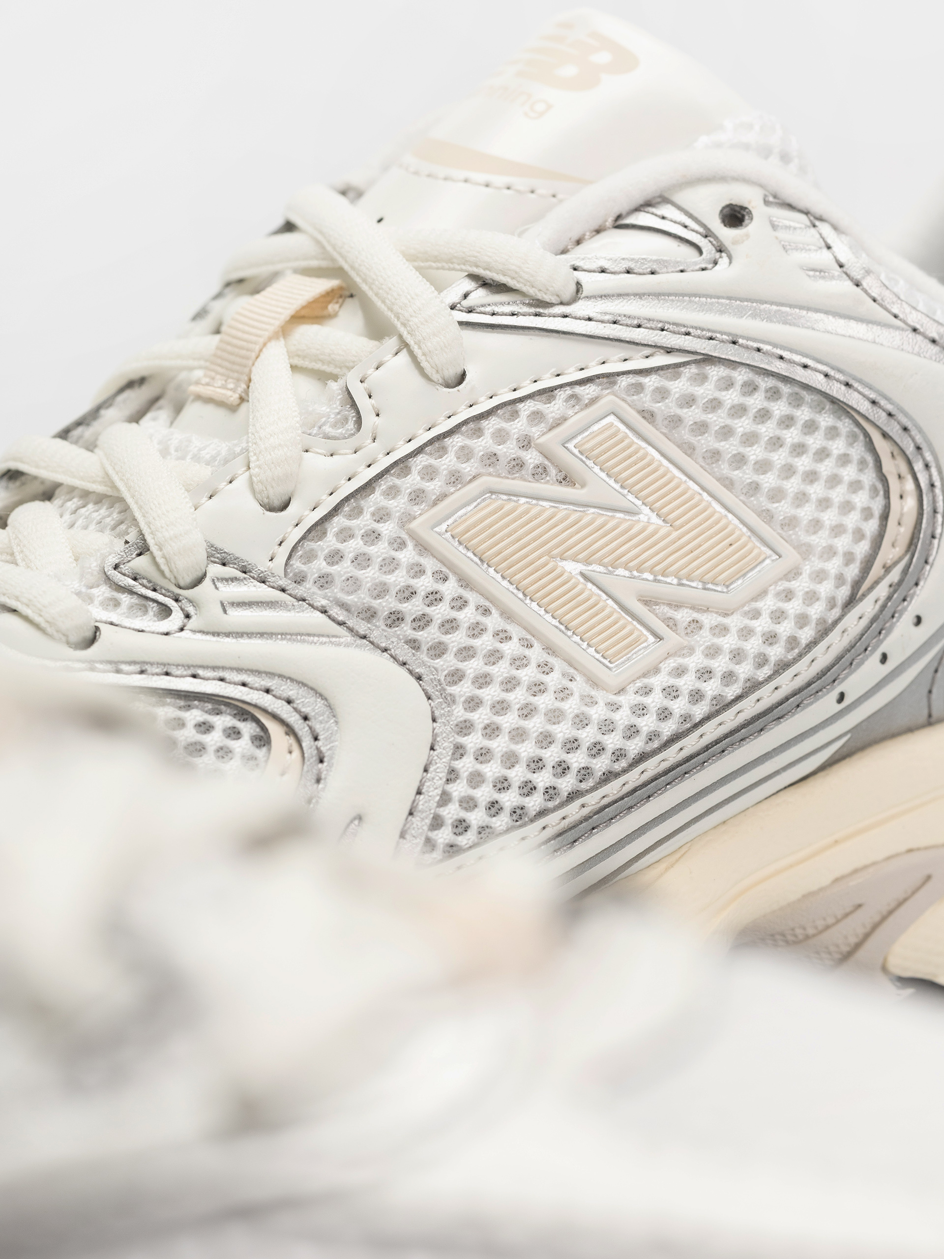 Обувки New Balance 530 (silver metallic)
