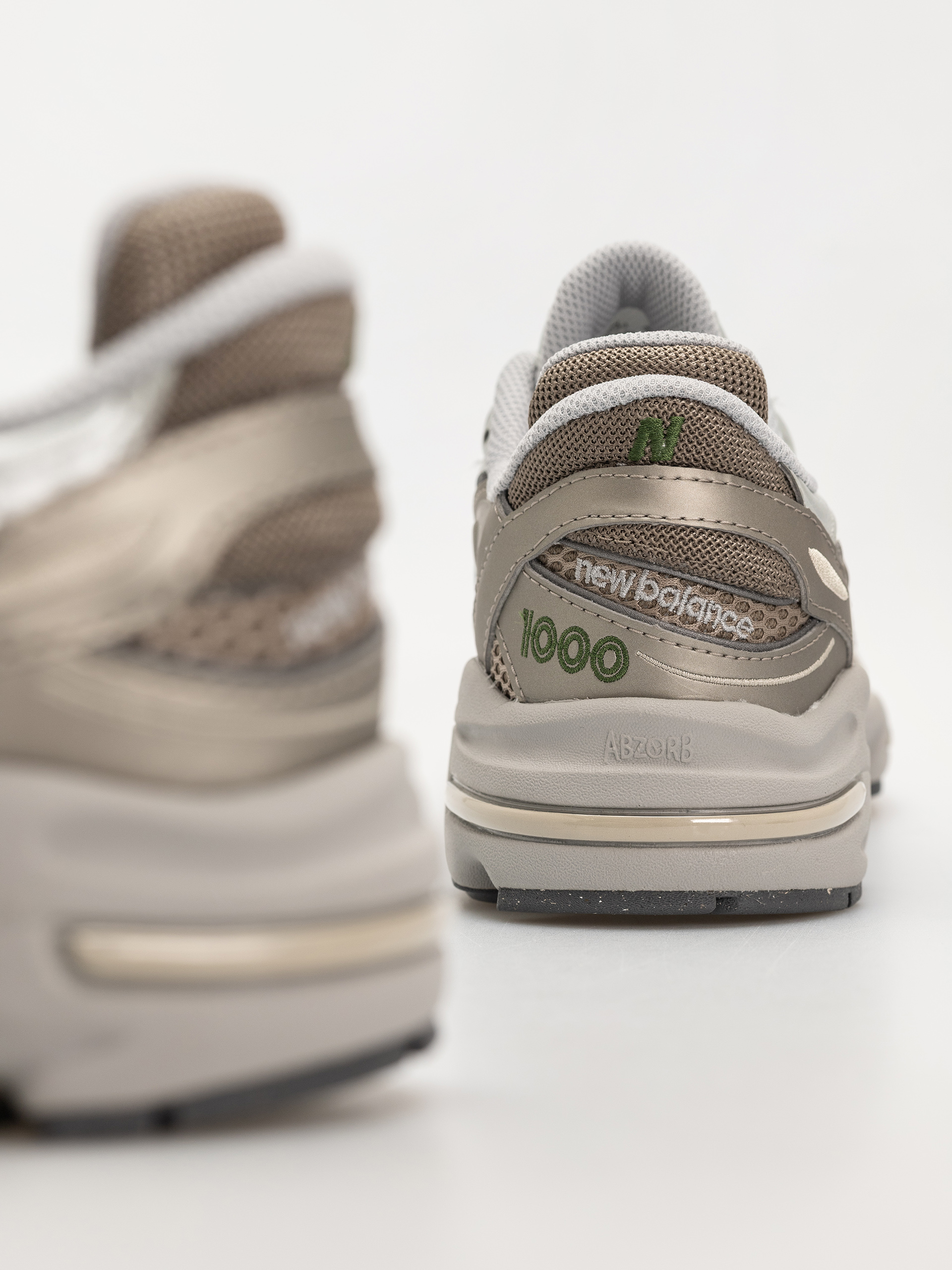 Обувки New Balance 1000 (arid stone)
