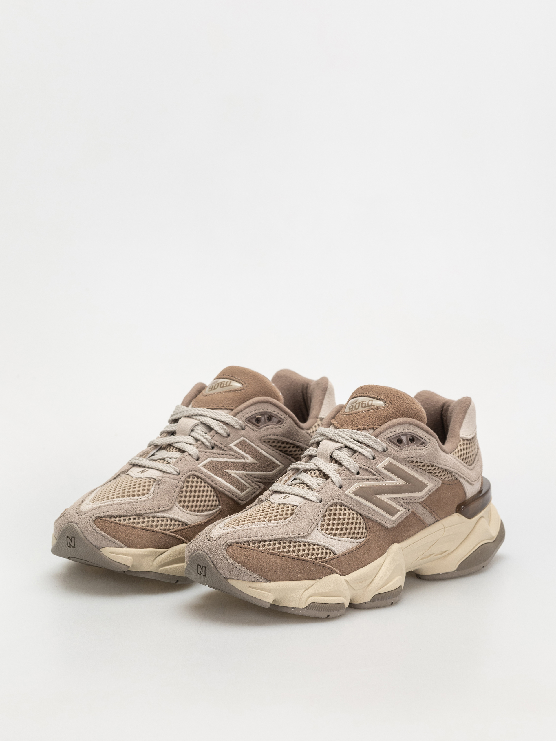 Обувки New Balance 9060 JR (mushroom)