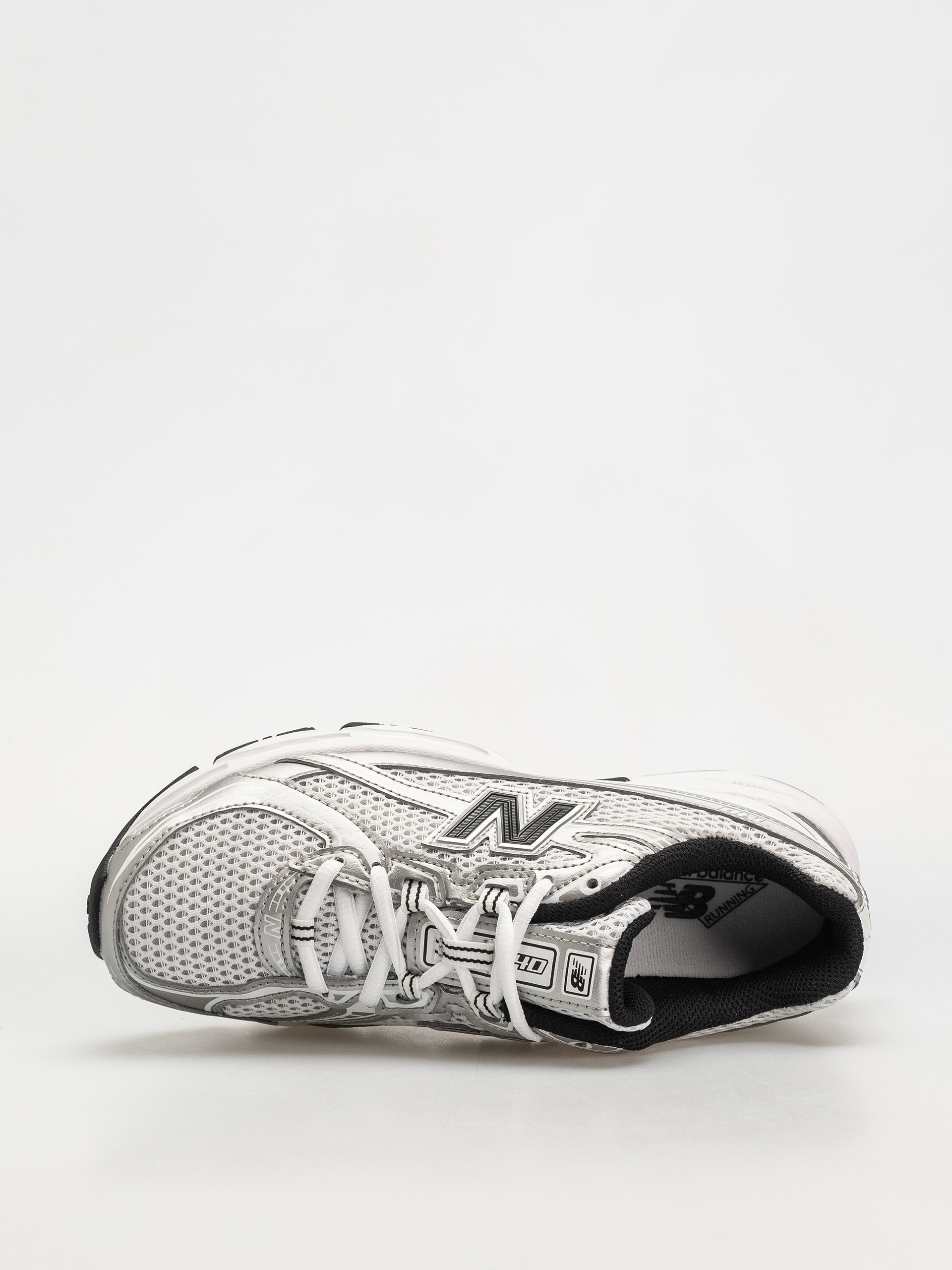 Обувки New Balance 740 JR (silver metallic)
