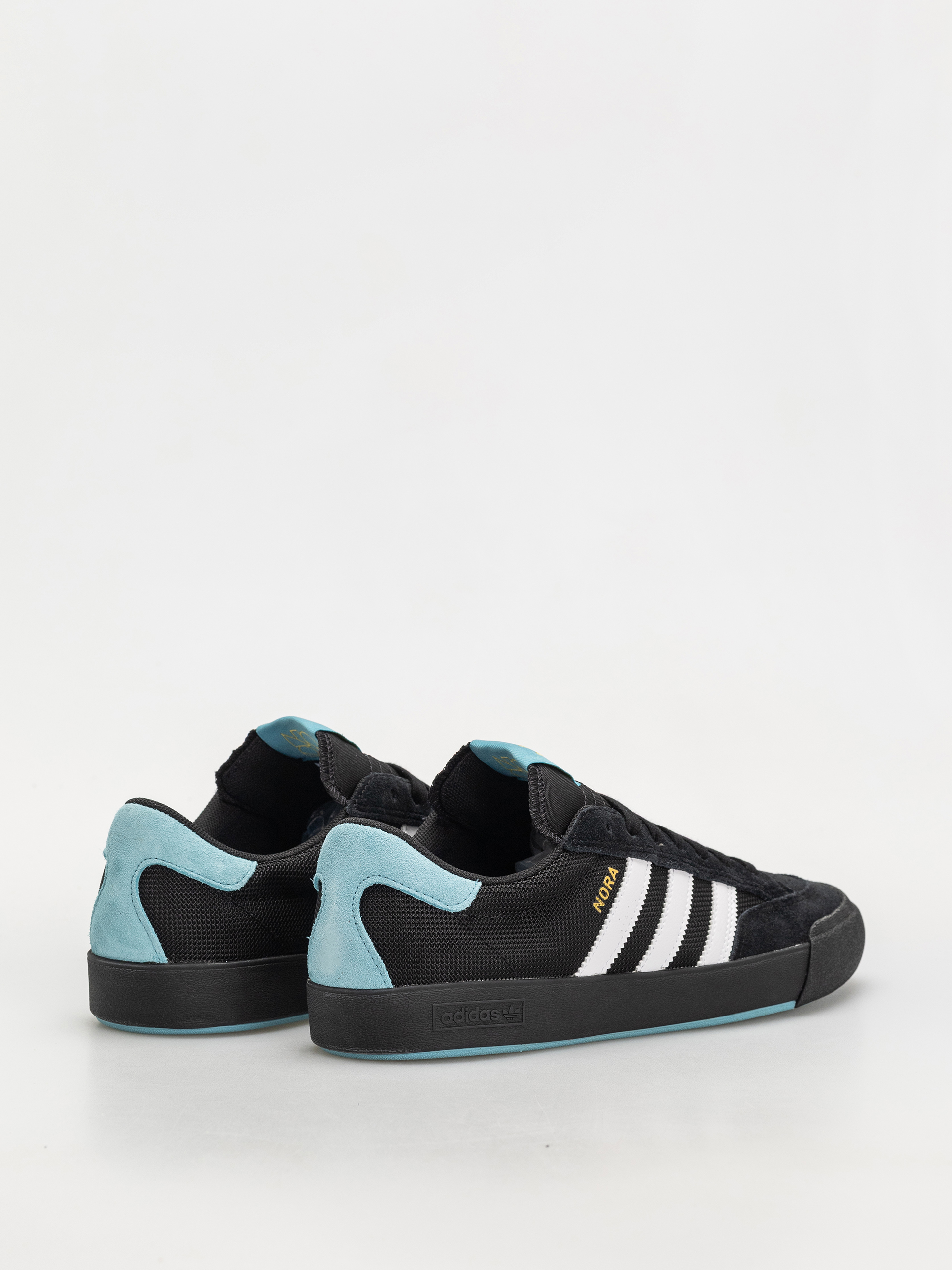 Обувки adidas Nora (cblack/ftwwht/goldmt)