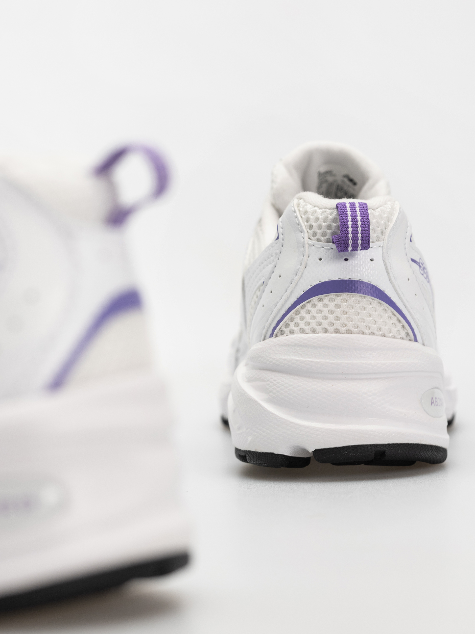 Обувки New Balance 530 JR (white)