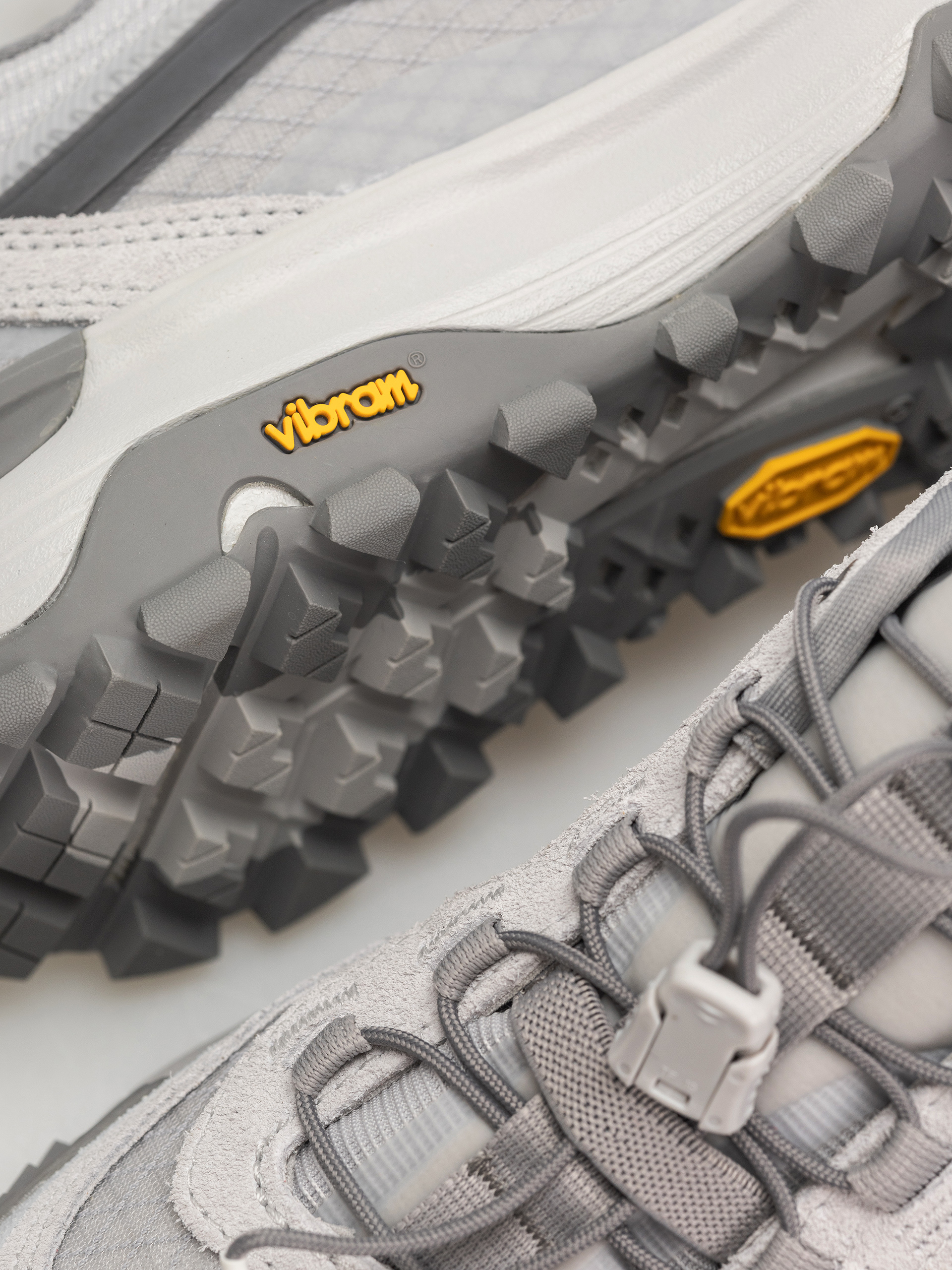 Обувки Vans Mte Crosspath Xc (light gray)