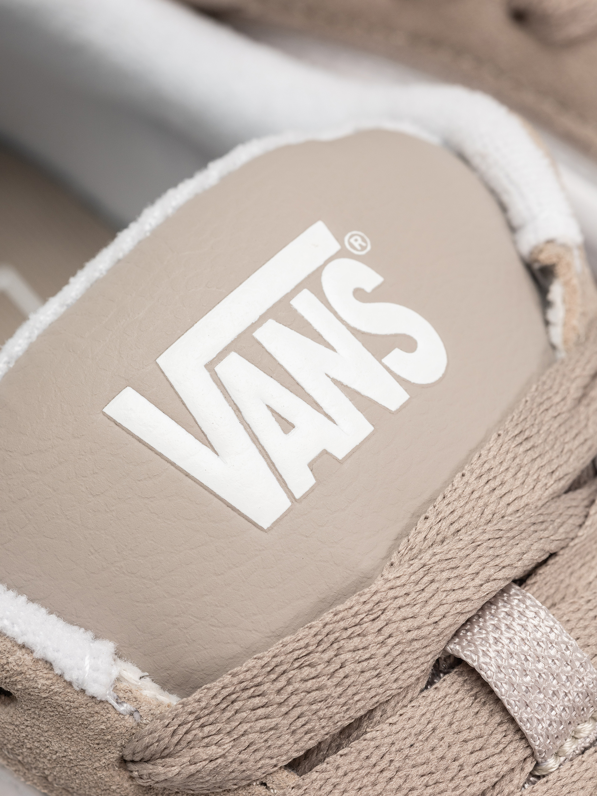 Обувки Vans Hylane (2-tone mushroom)