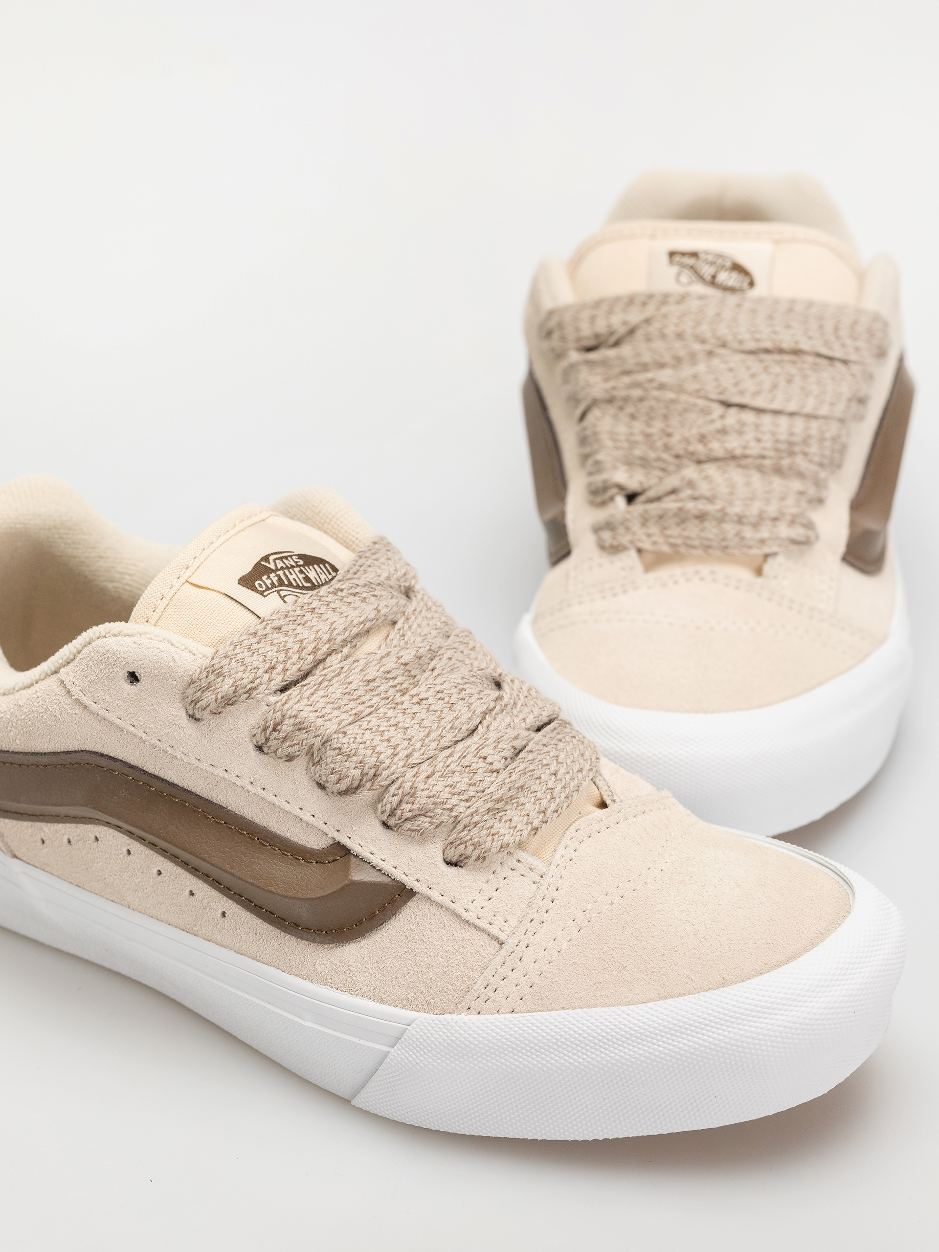 Обувки Vans Knu Skool (fat lace creme brule)
