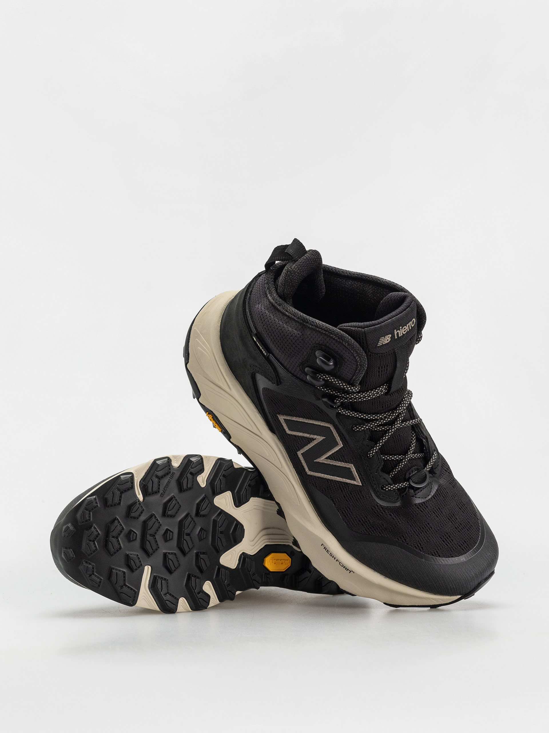 Обувки New Balance Fresh Foam X Hierro V9 Hiker Gore-Tex (black)