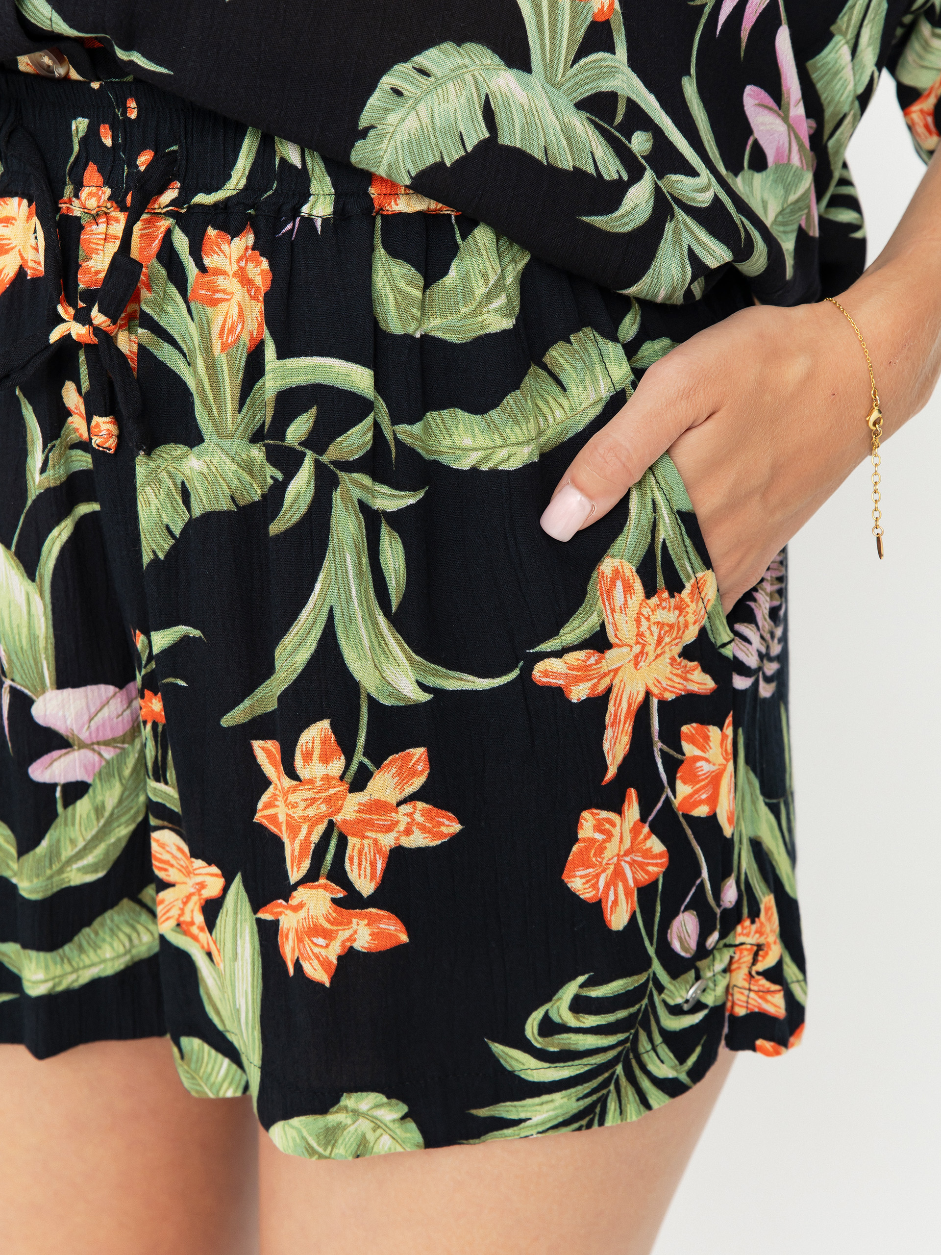 Къси панталони Roxy Lekeitio Break High Printed Cr Wmn (anthracite island escape)