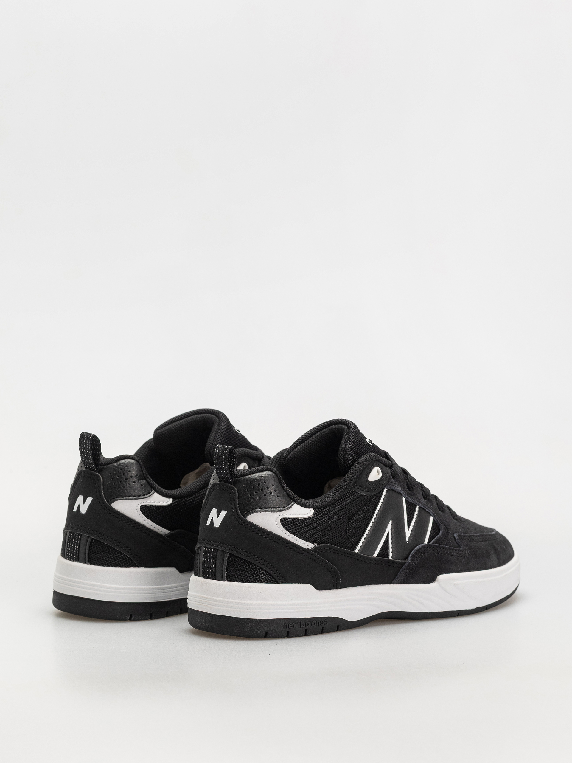 Обувки New Balance 808 (black)