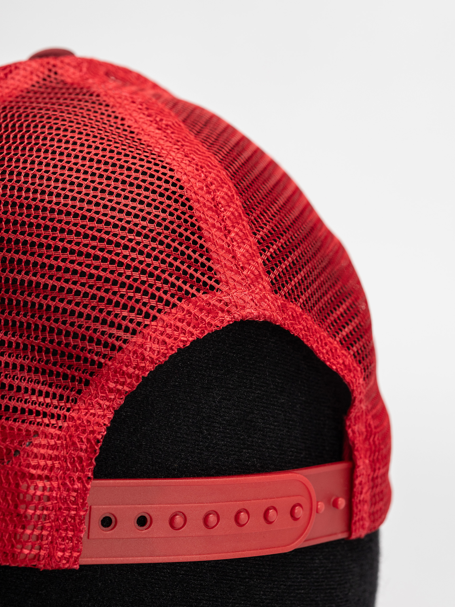 Шапка с козирка Carhartt WIP Heart Patch Trucker (scarlet)