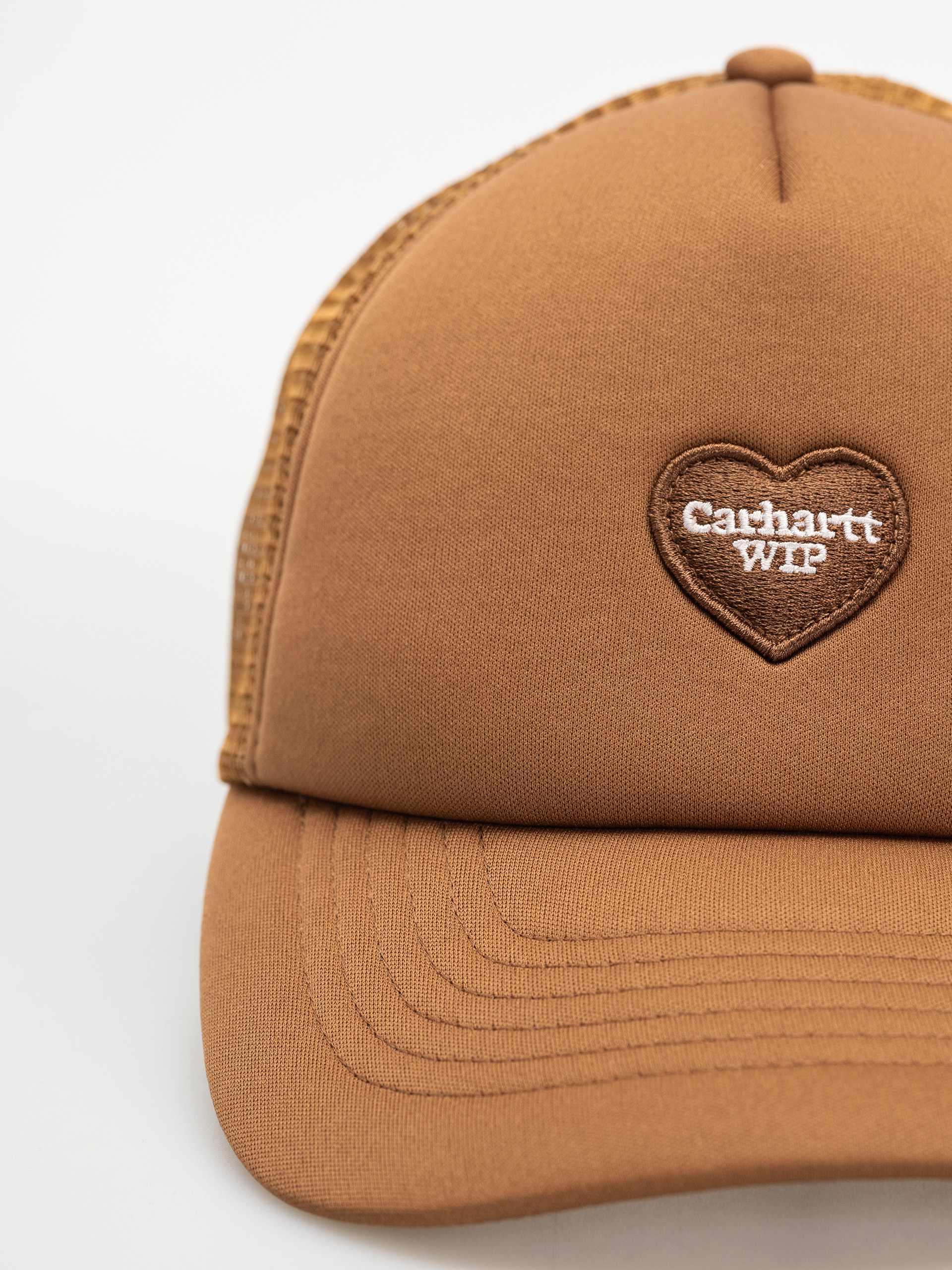 Шапка с козирка Carhartt WIP Heart Patch Trucker (hamilton brown)
