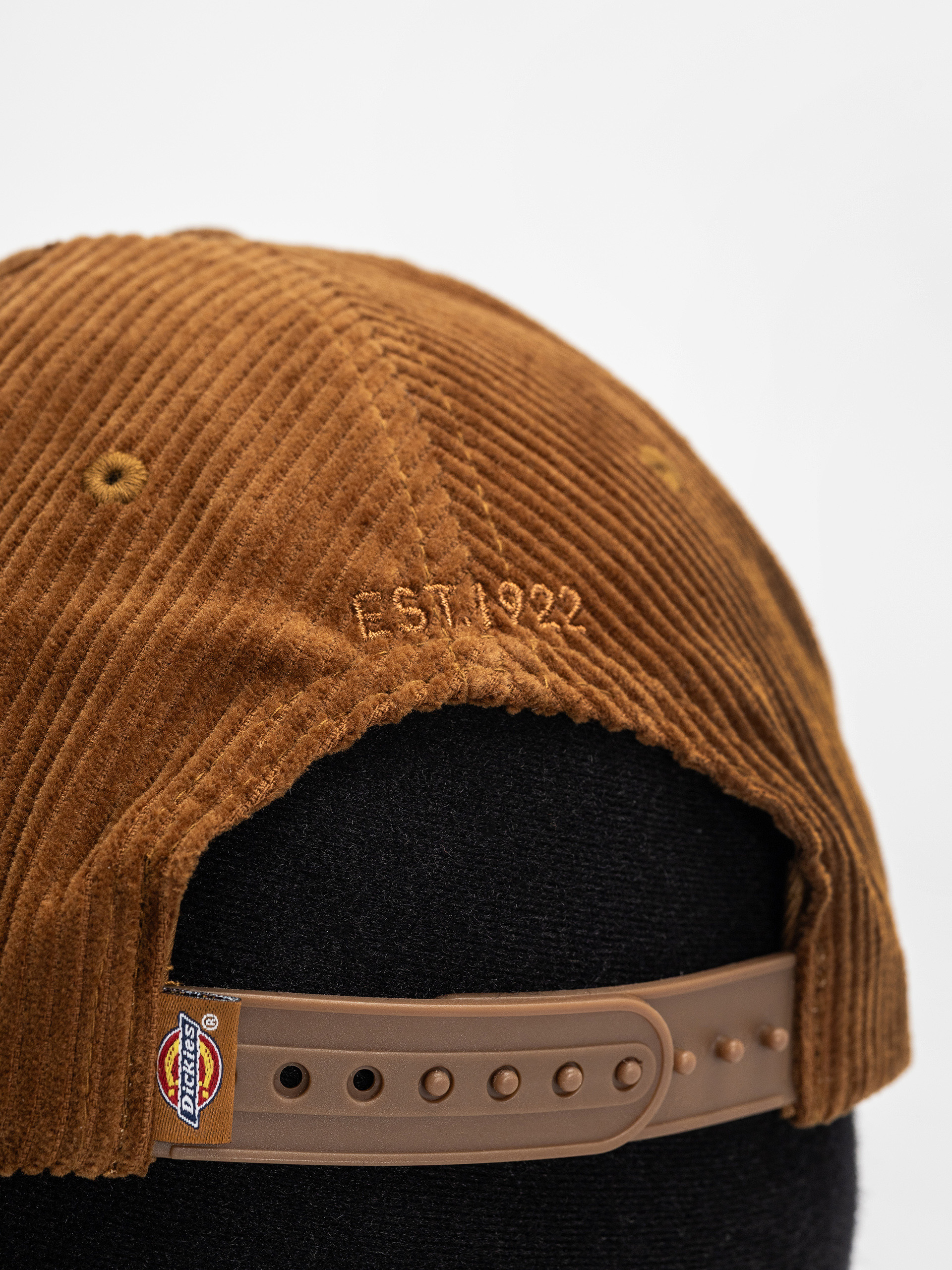 Шапка с козирка Dickies Hardwick Corduroy (brown duck)