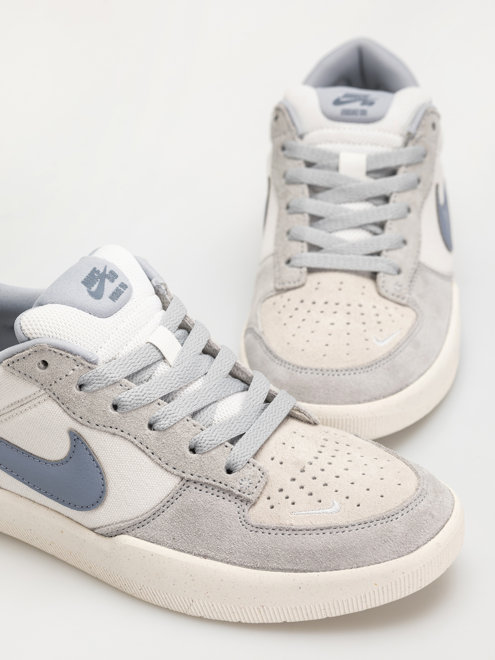 Обувки Nike SB Force 58 (white/ashen slate sail wolf grey)